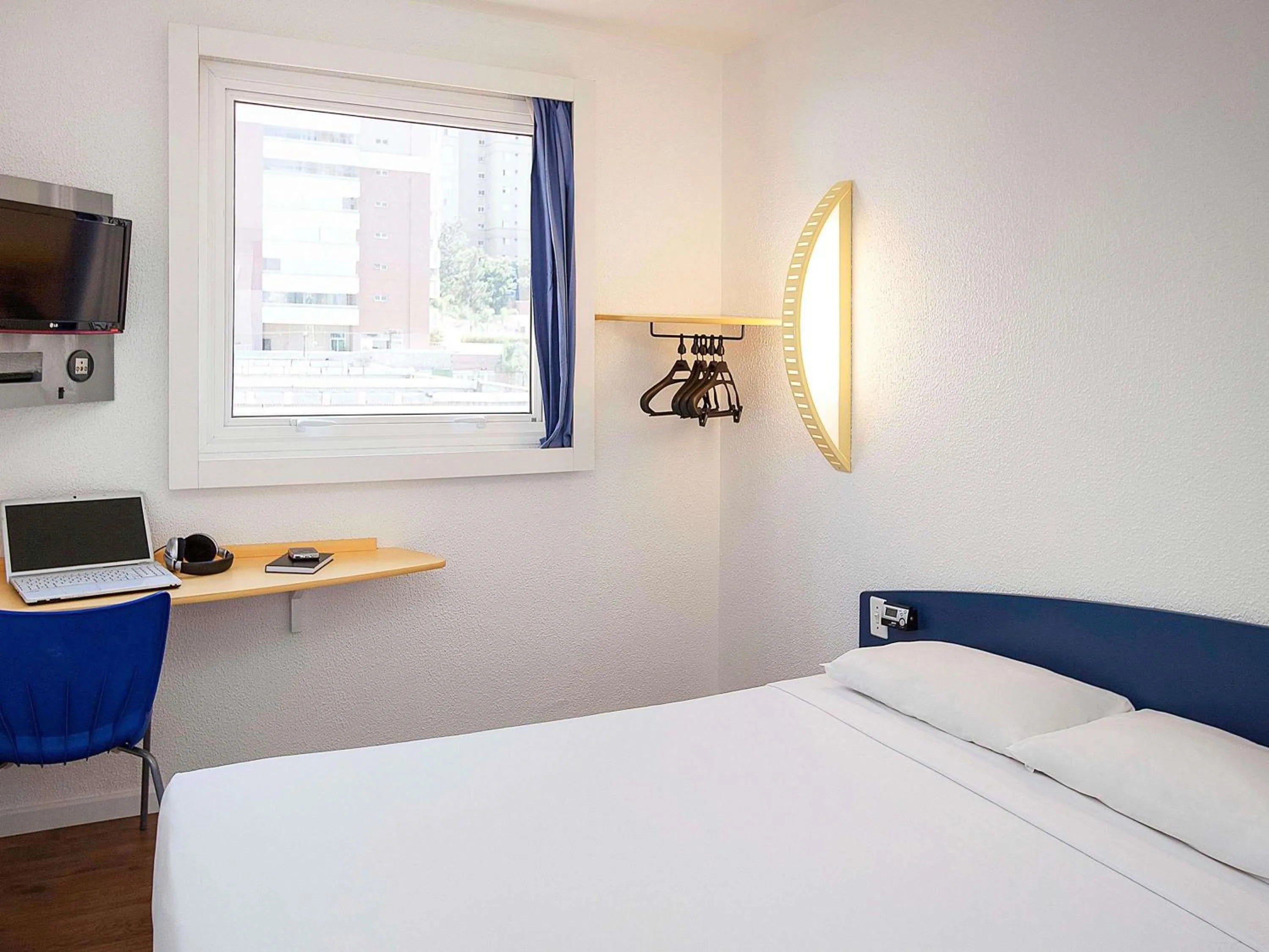 Property building, Bed in ibis budget Sao Paulo Morumbi