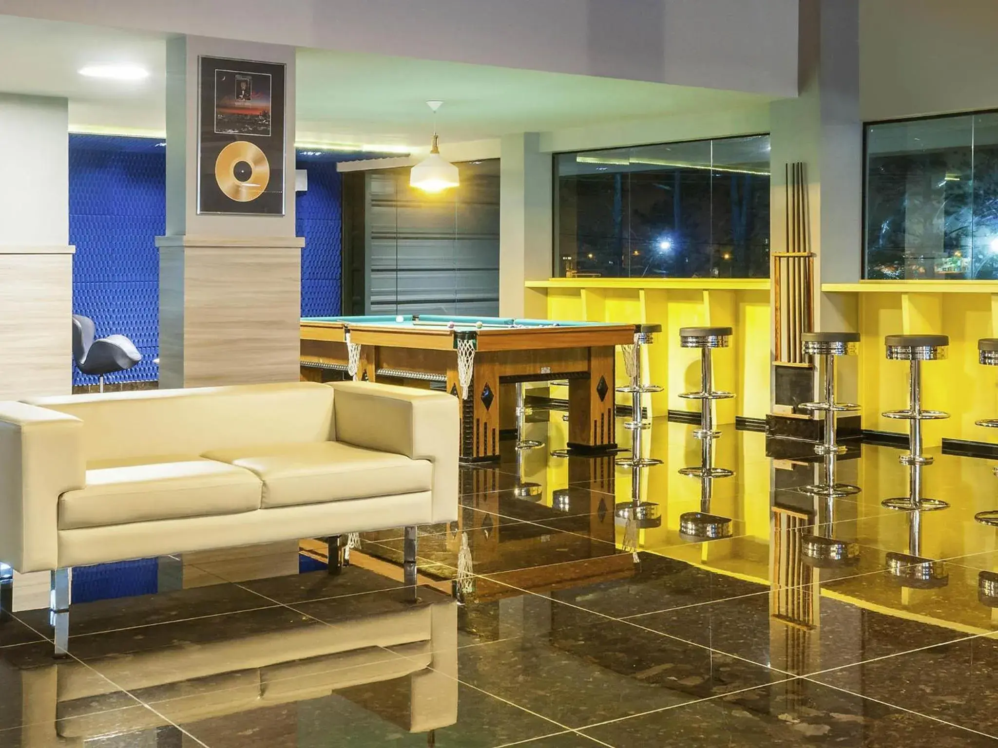 Lounge or bar in ibis Styles Sao Mateus Lounge or bar in ibis Styles Sao Mateus