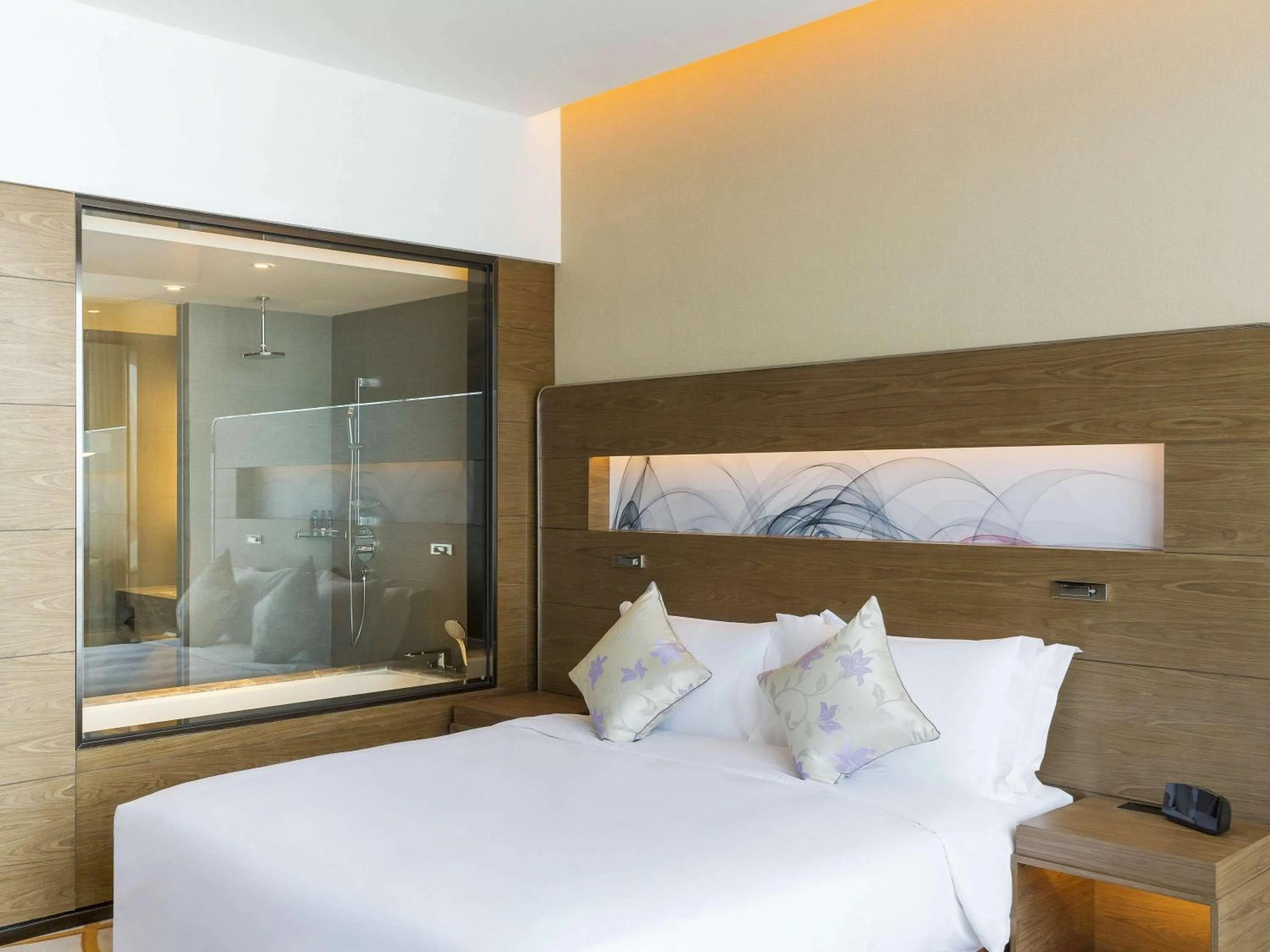 Photo of the whole room in Novotel Rizhao Suning