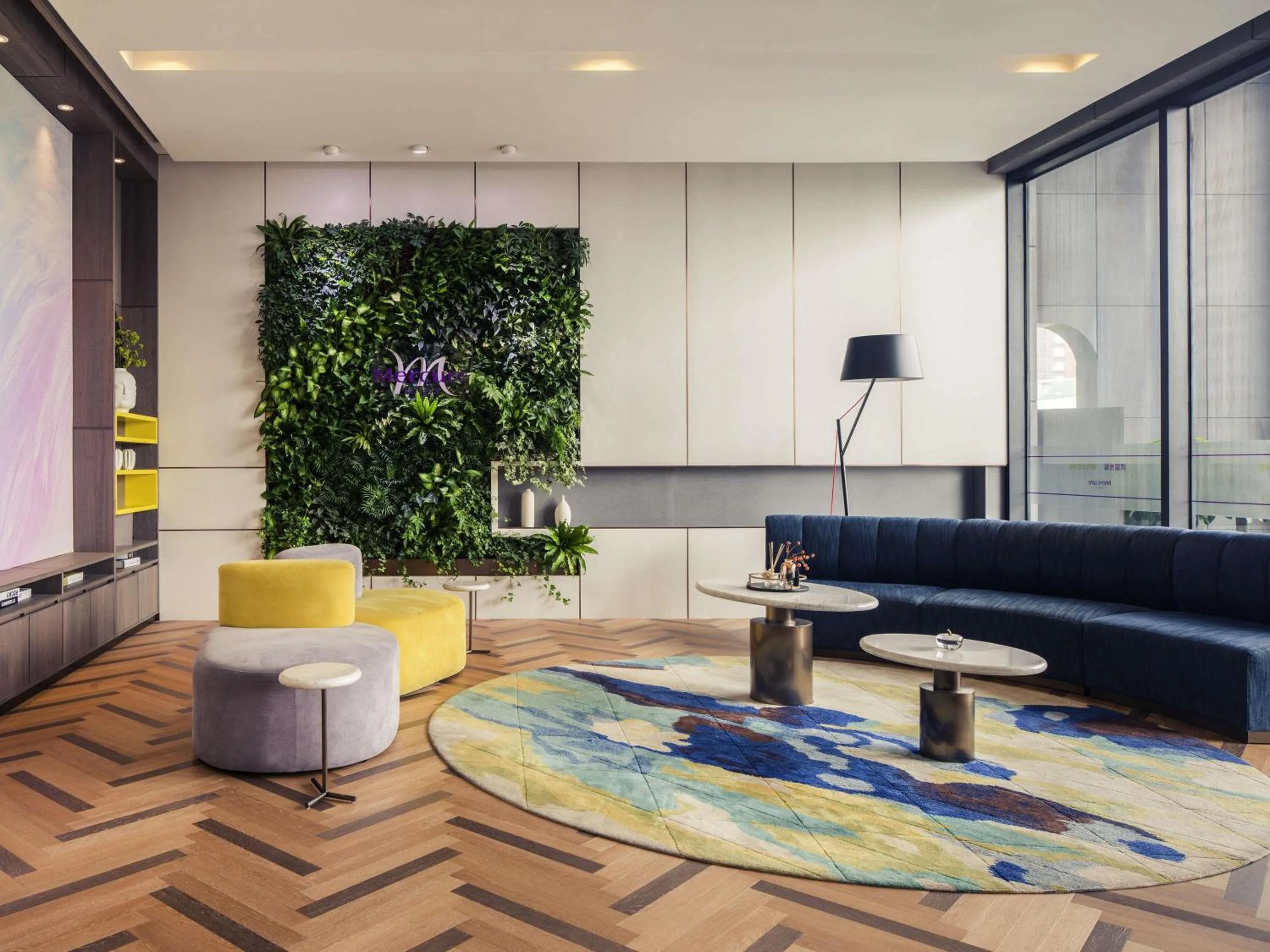 Lounge or bar in Mercure Shanghai Hongqiao South