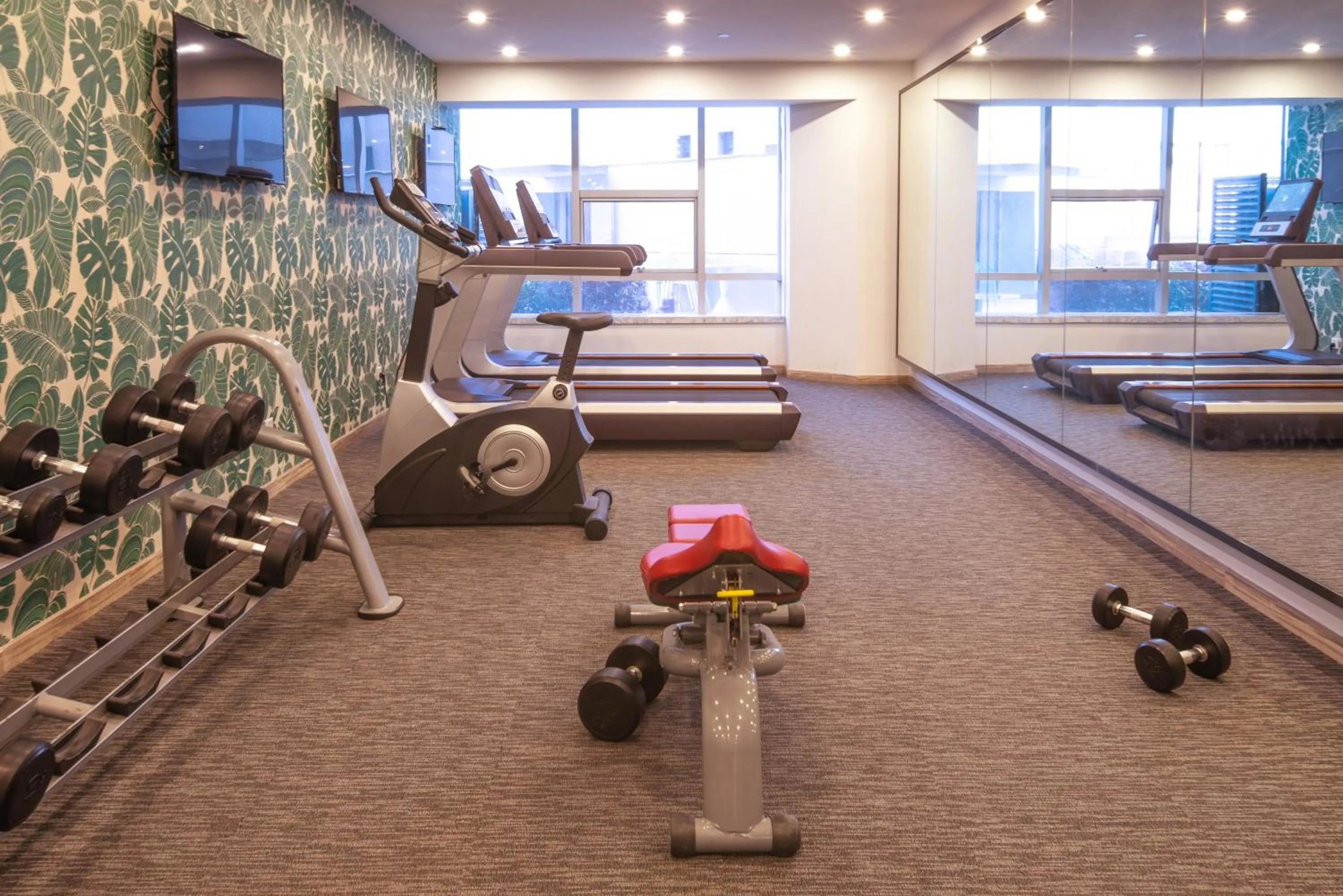 Fitness centre/facilities in Mercure Shanghai Hongqiao South