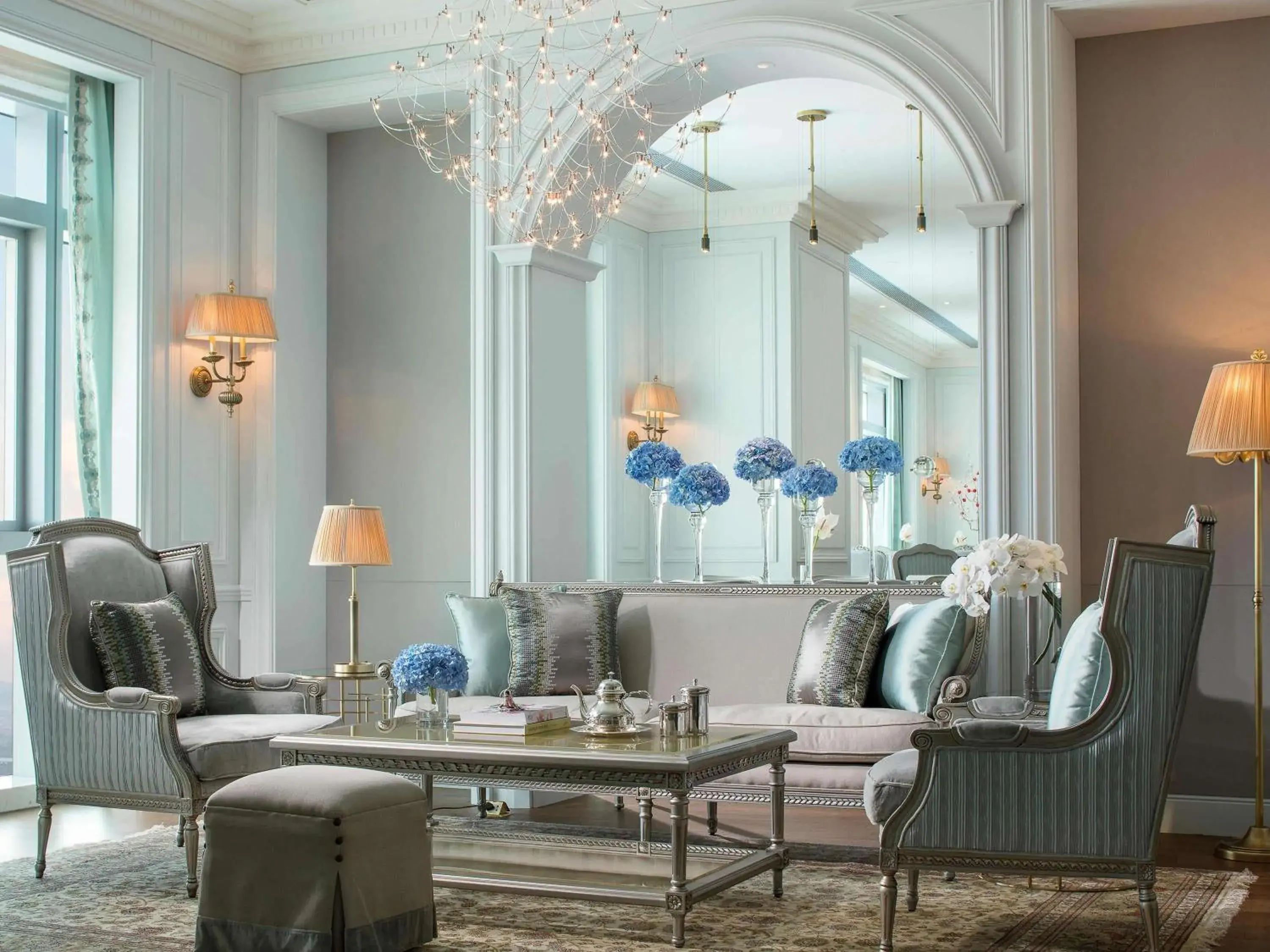 Luxury Room Club Millesime French Style (King bed) in Sofitel Foshan Shunde Luxury Room Club Millesime French Style (King bed) in Sofitel Foshan Shunde