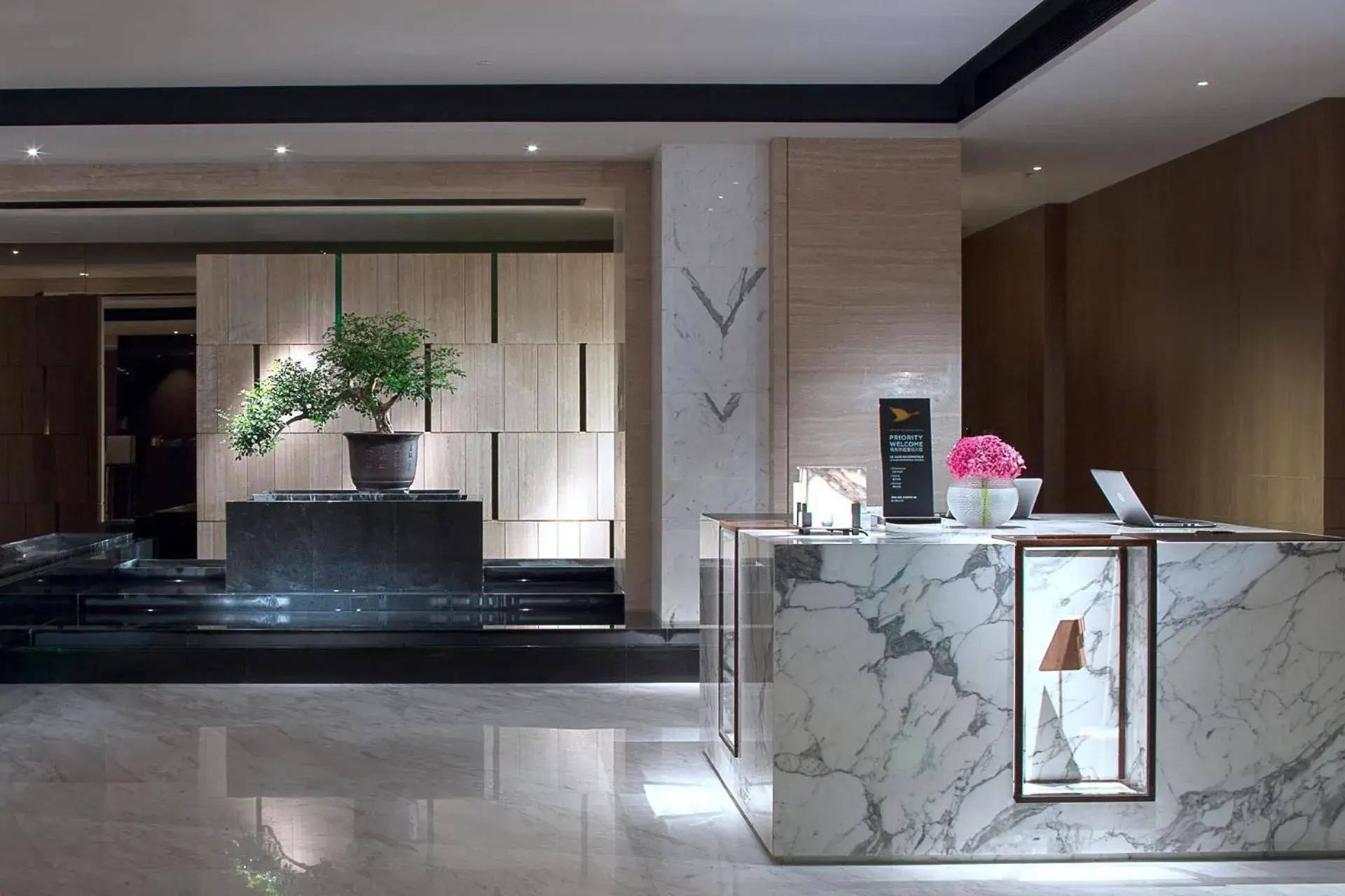 Lobby or reception in Sofitel Foshan Shunde Lobby or reception in Sofitel Foshan Shunde