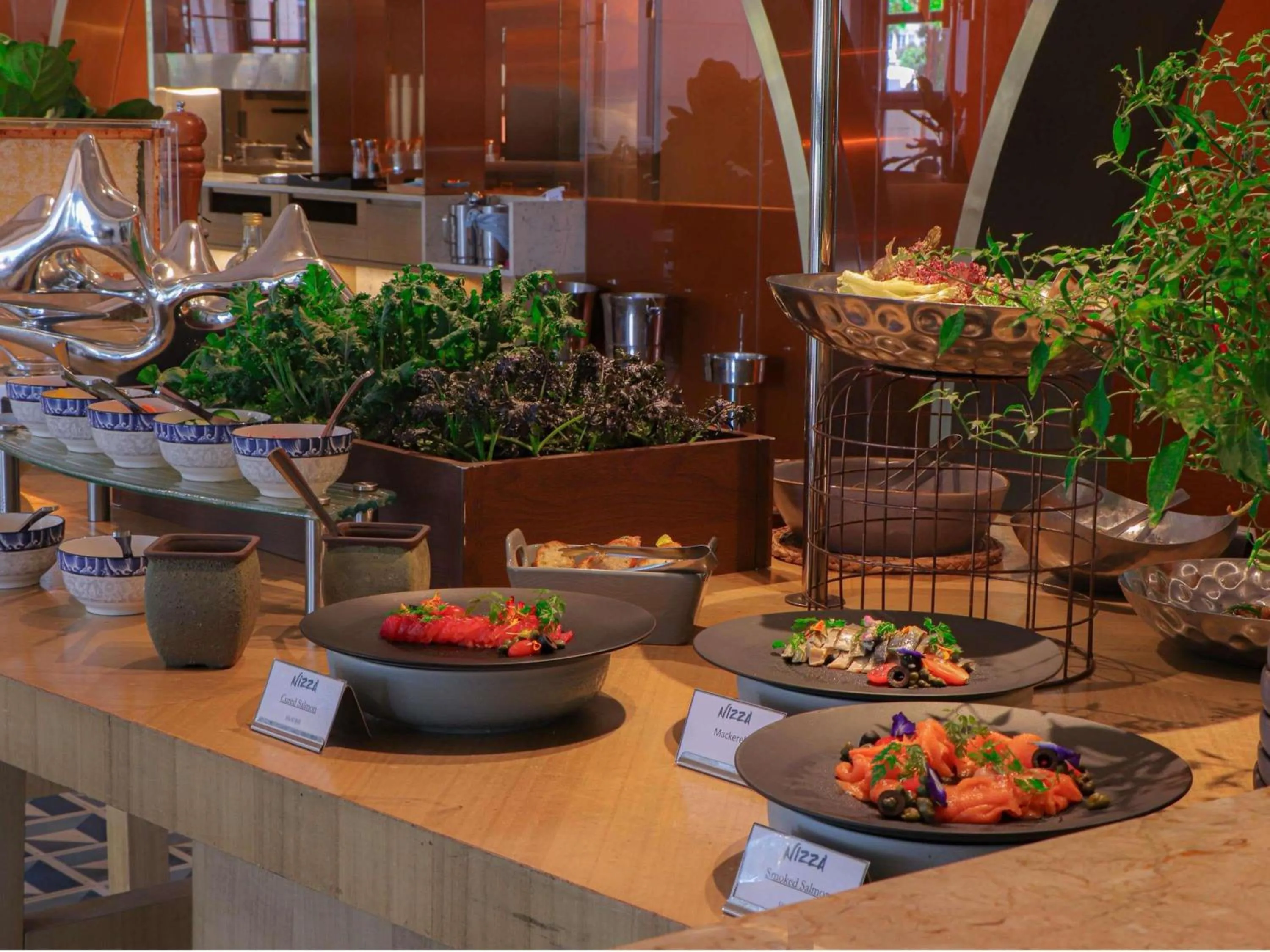 Restaurant/places to eat in Sofitel Kuala Lumpur Damansara