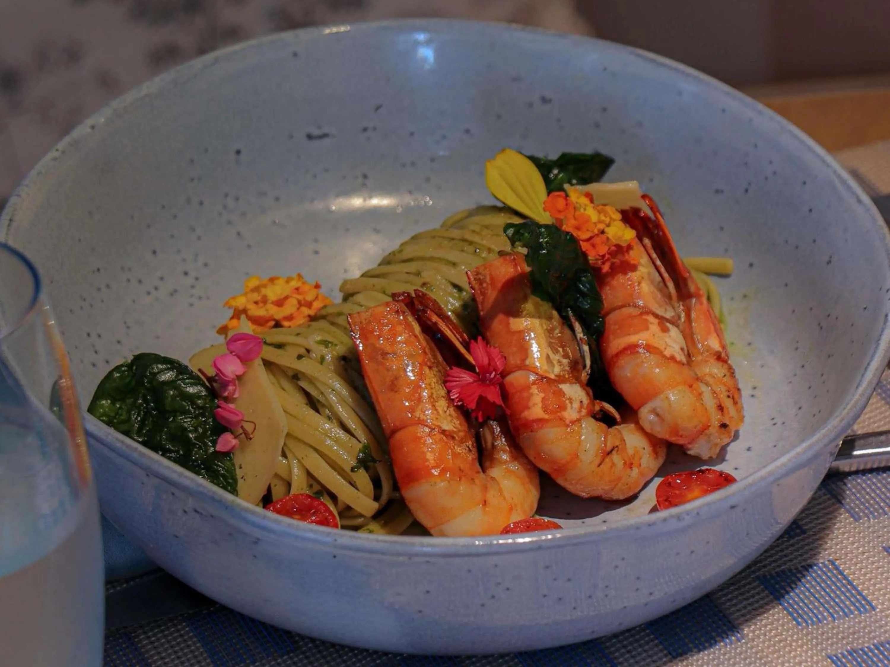 Restaurant/places to eat in Sofitel Kuala Lumpur Damansara