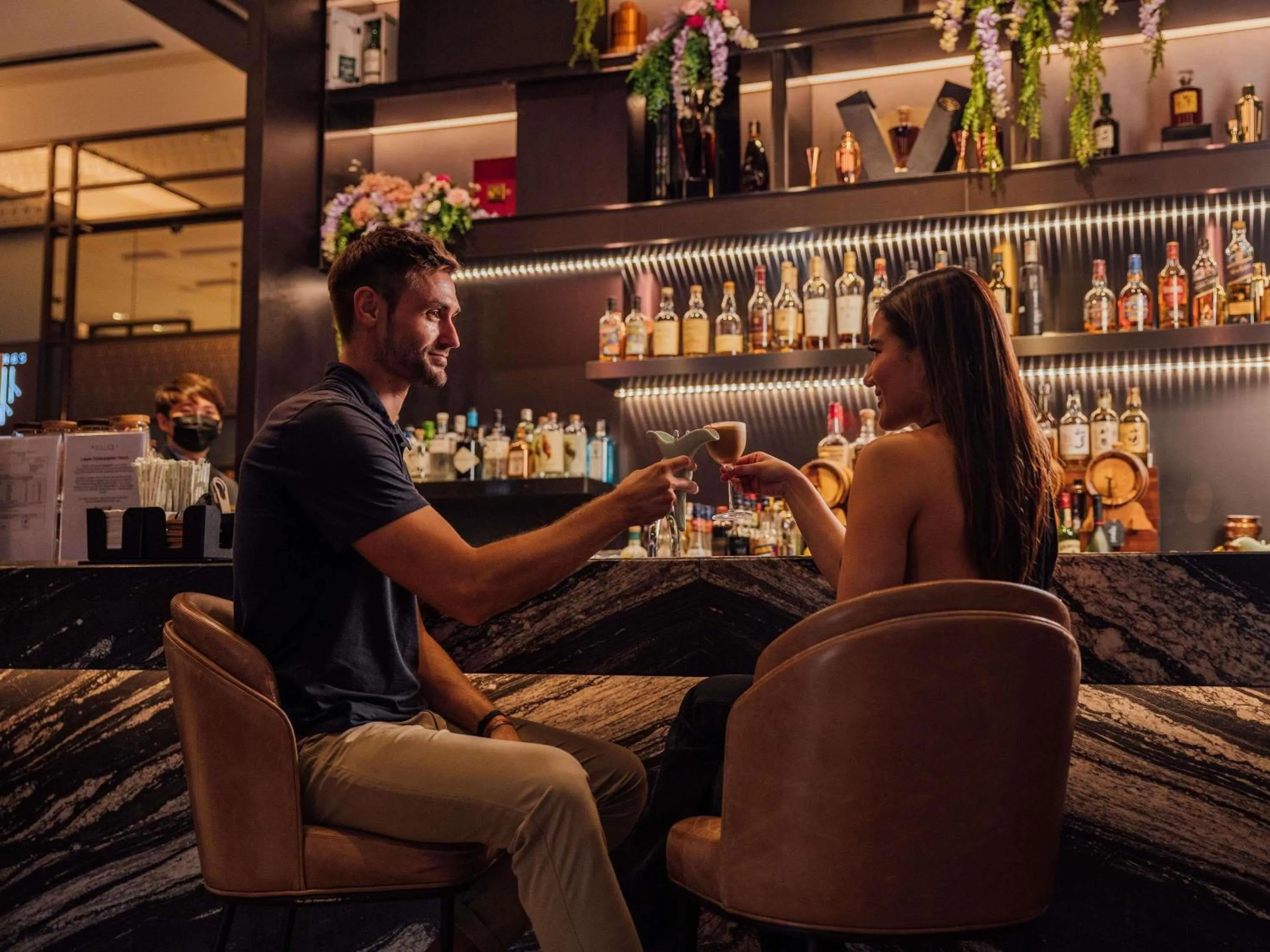 Lounge or bar in Sofitel Singapore City Centre