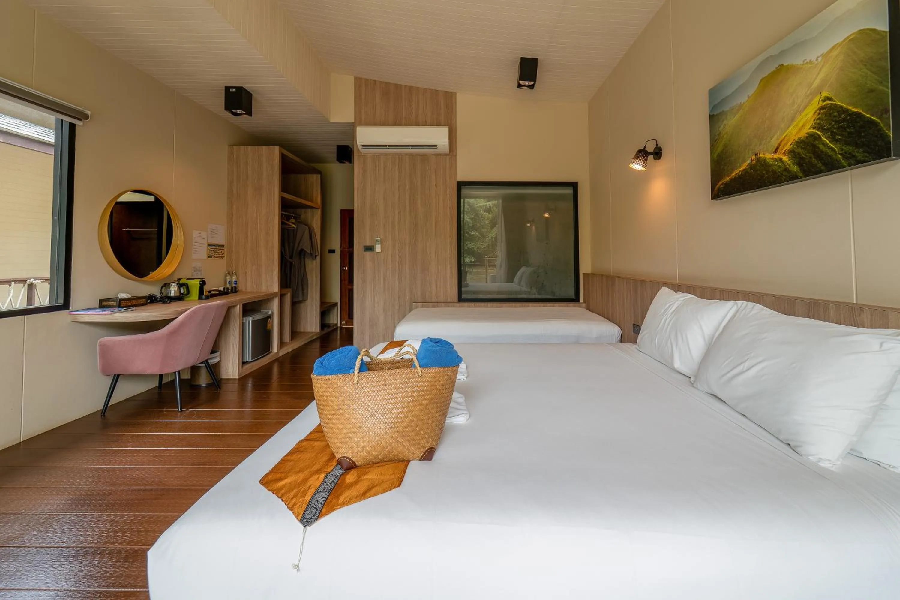 Bed in Binlha Raft Resort