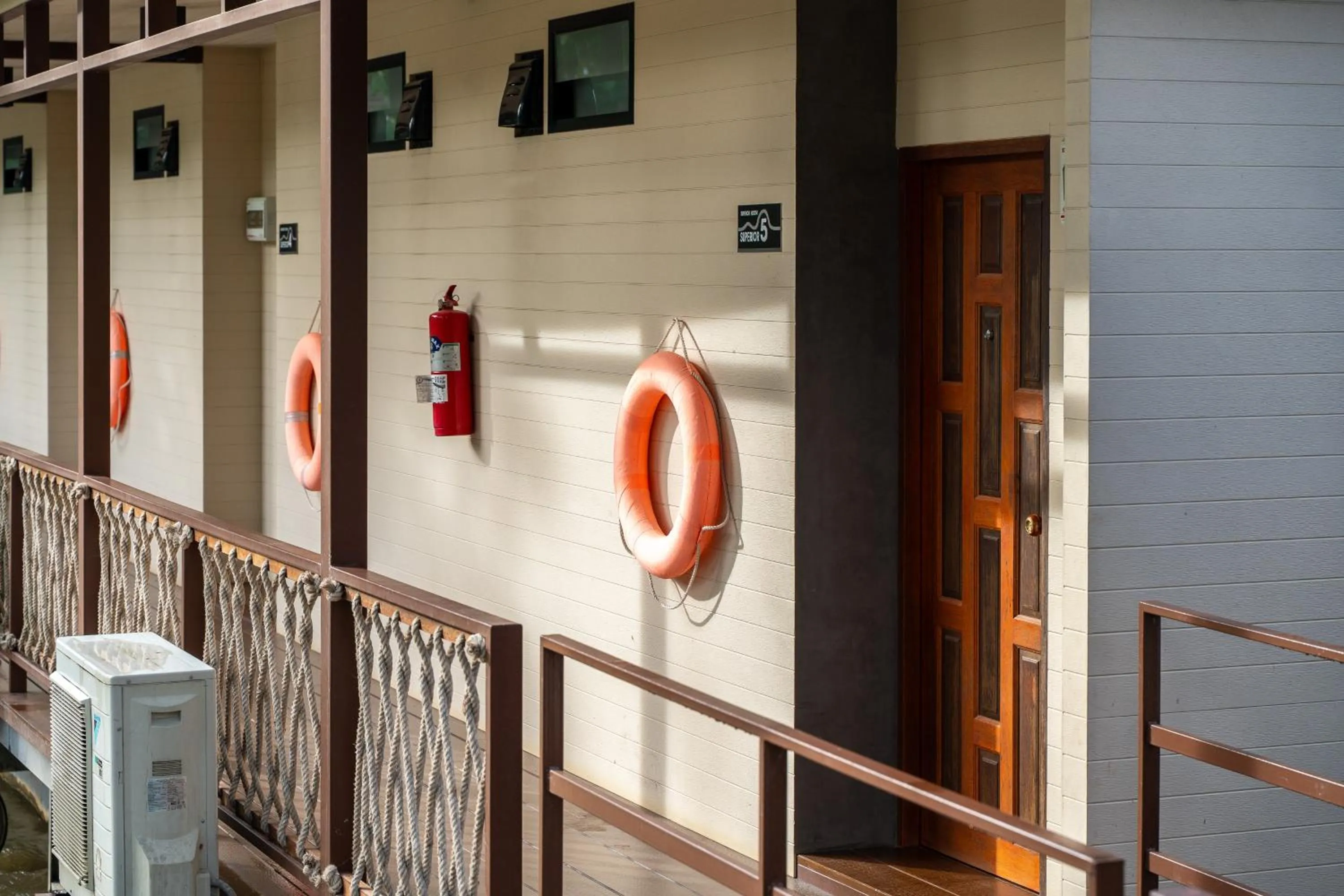 Property building in Binlha Raft Resort