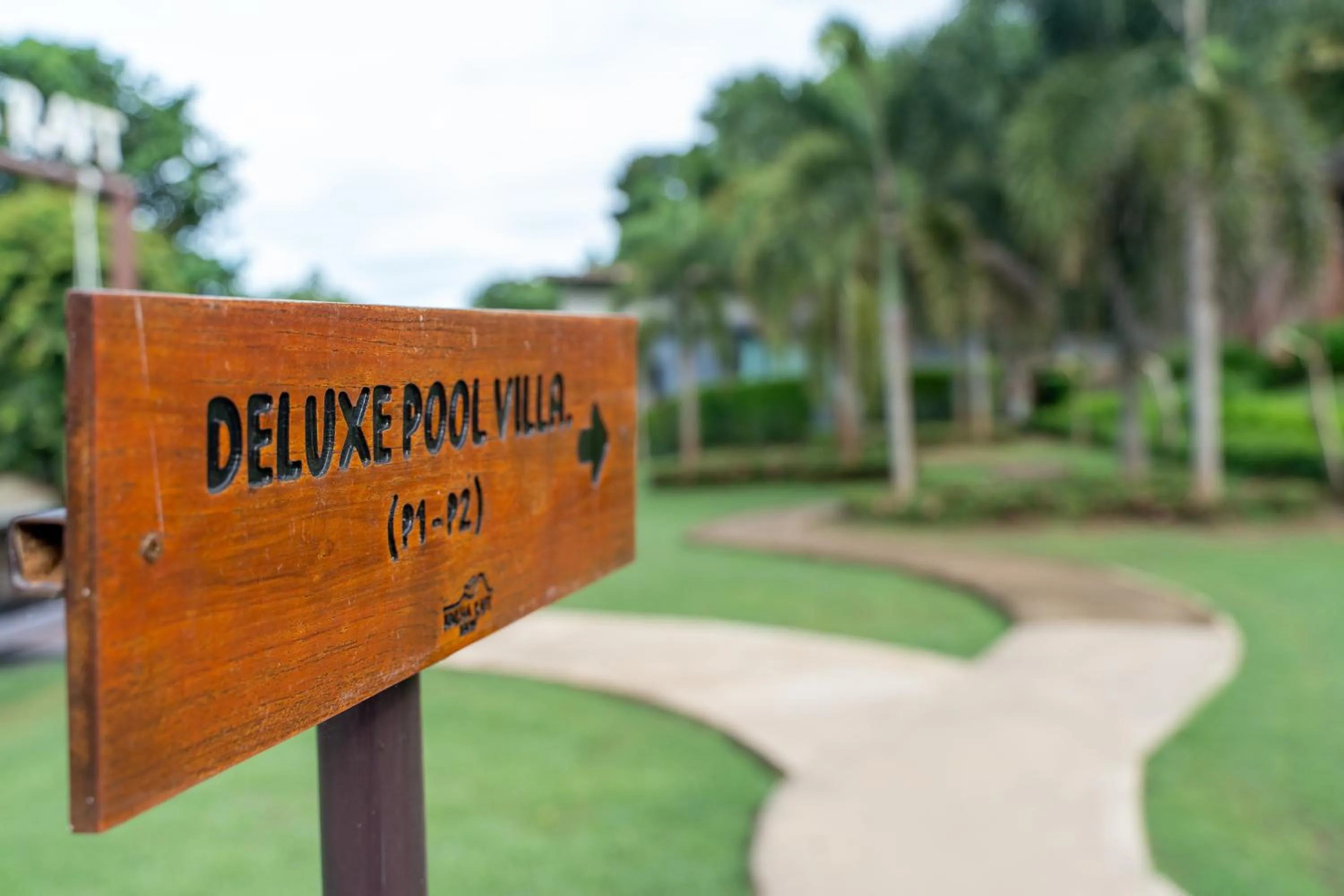 Logo/Certificate/Sign in Binlha Raft Resort