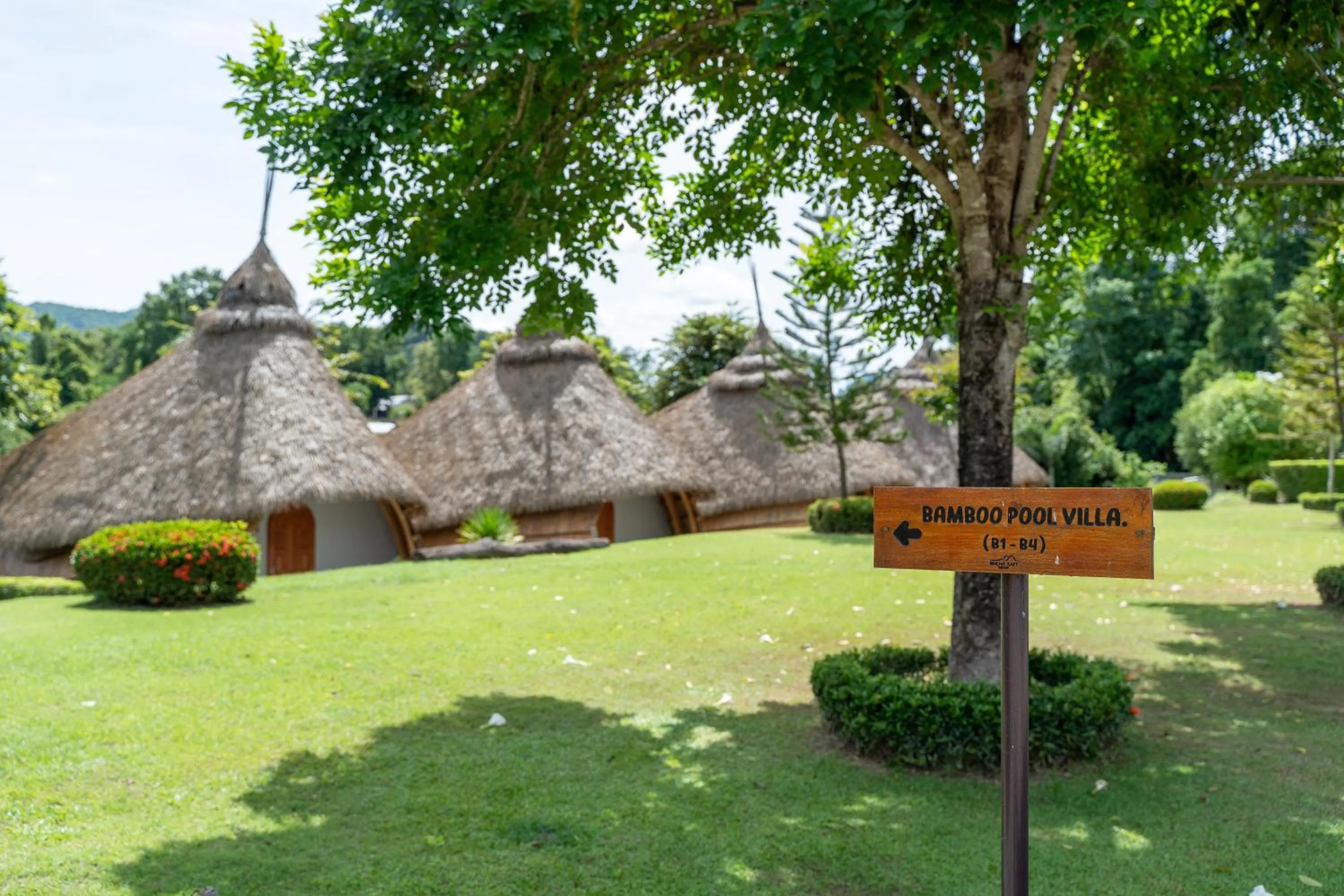 Garden in Binlha Raft Resort