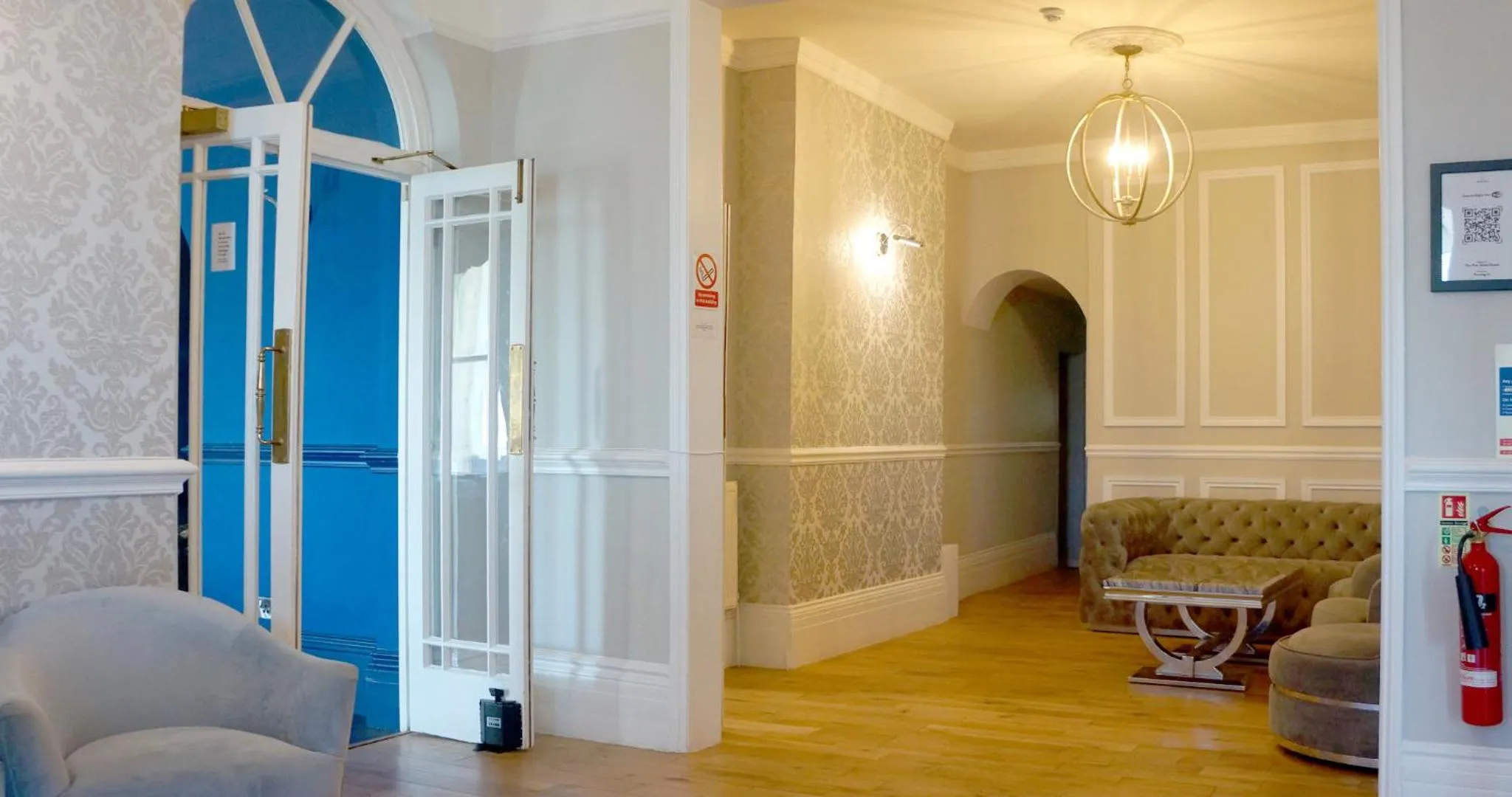 Lobby or reception in The Pier Hotel