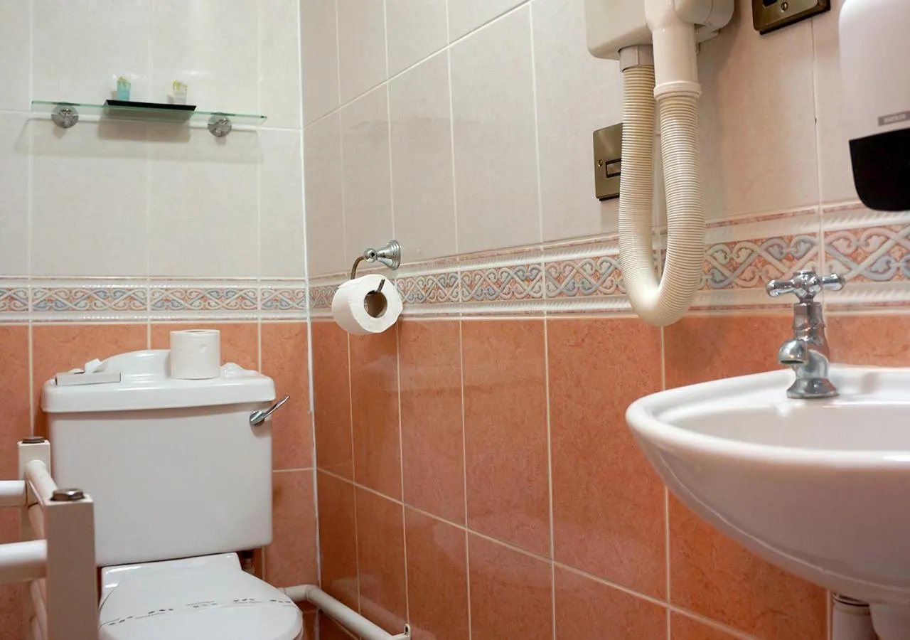 Toilet in The Pier Hotel