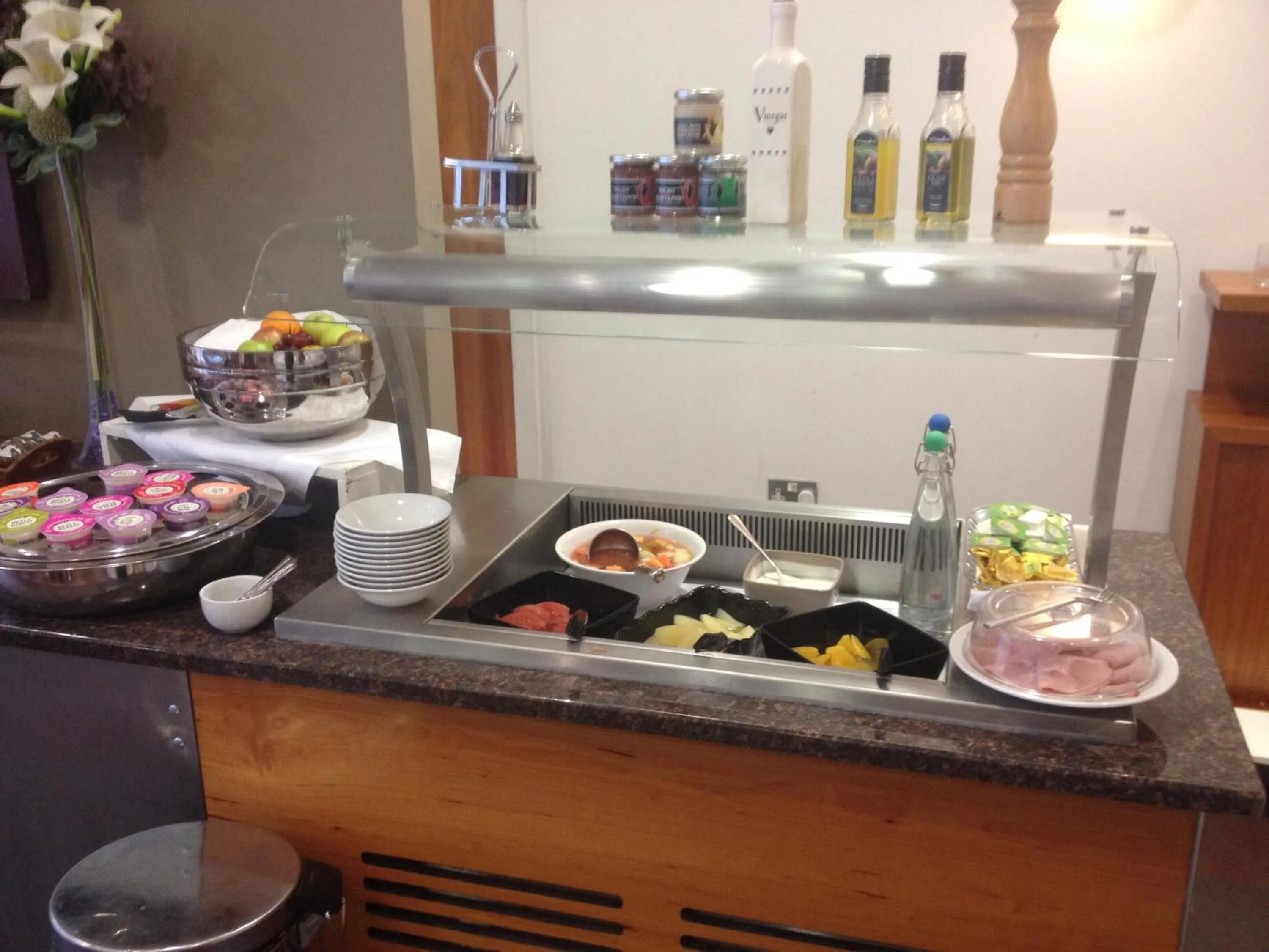 Food and drinks in Ramada Plaza Wrexham