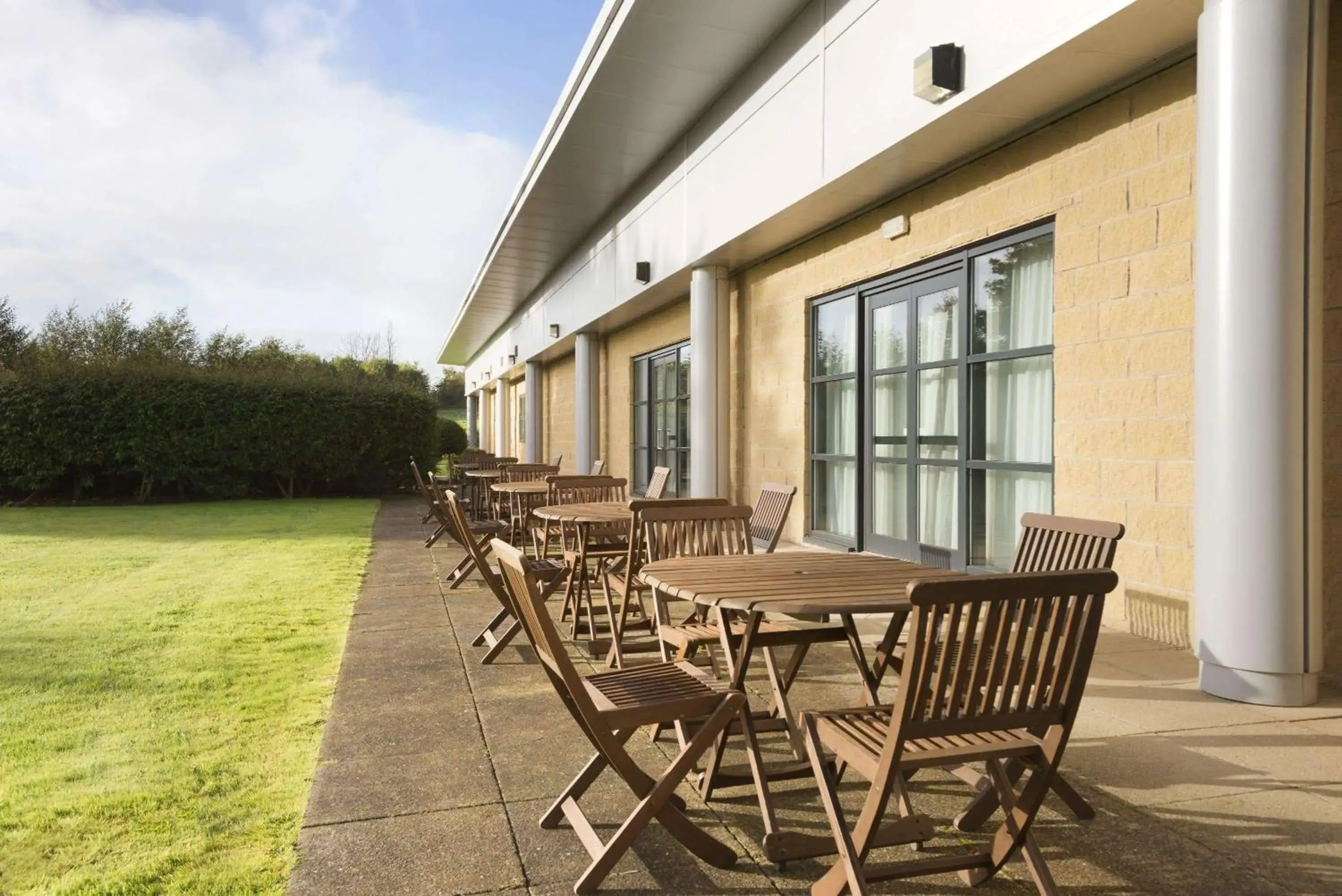 Property building in Ramada Plaza Wrexham Property building in Ramada Plaza Wrexham