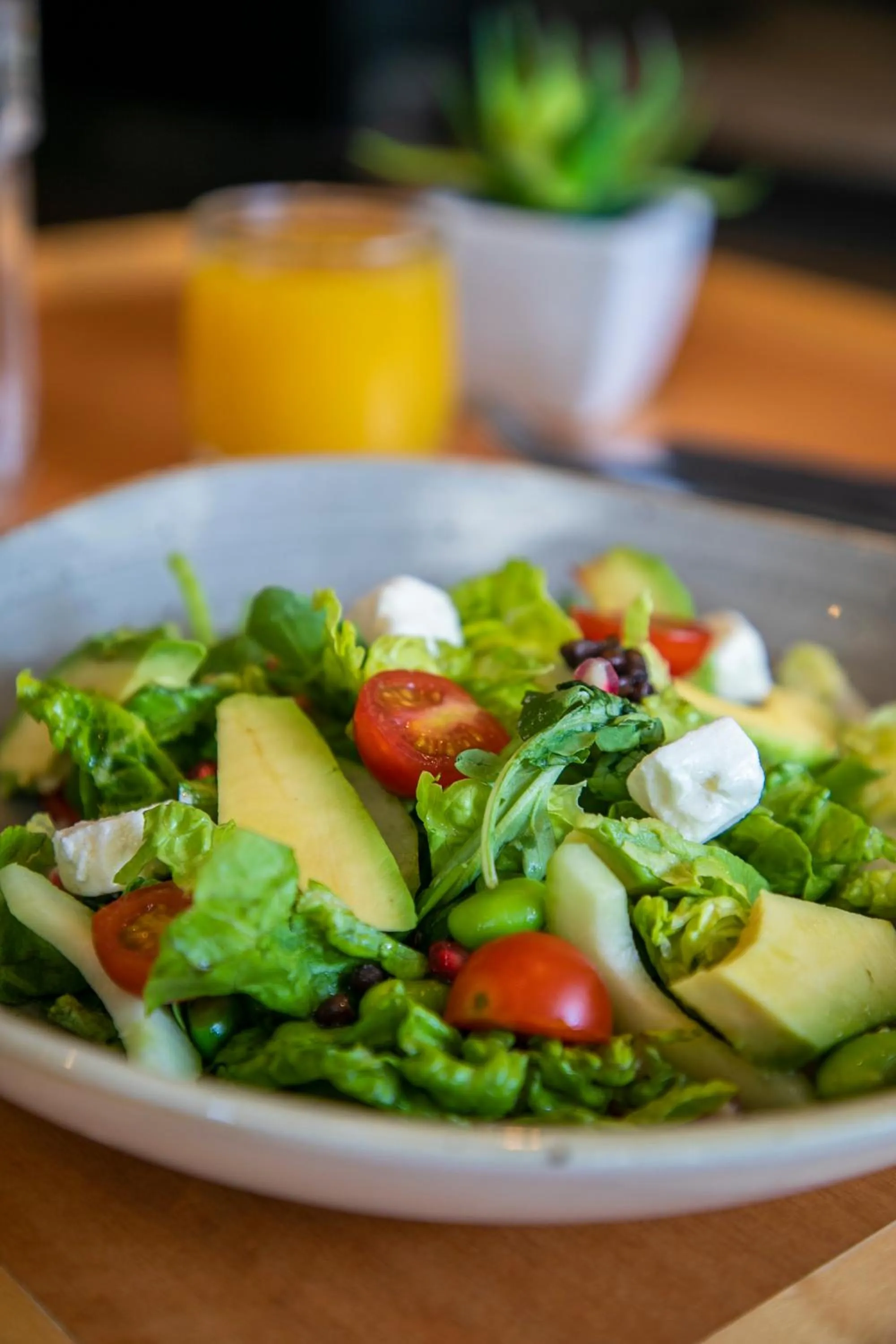 Food and drinks in Best Western London Heathrow Ariel Hotel