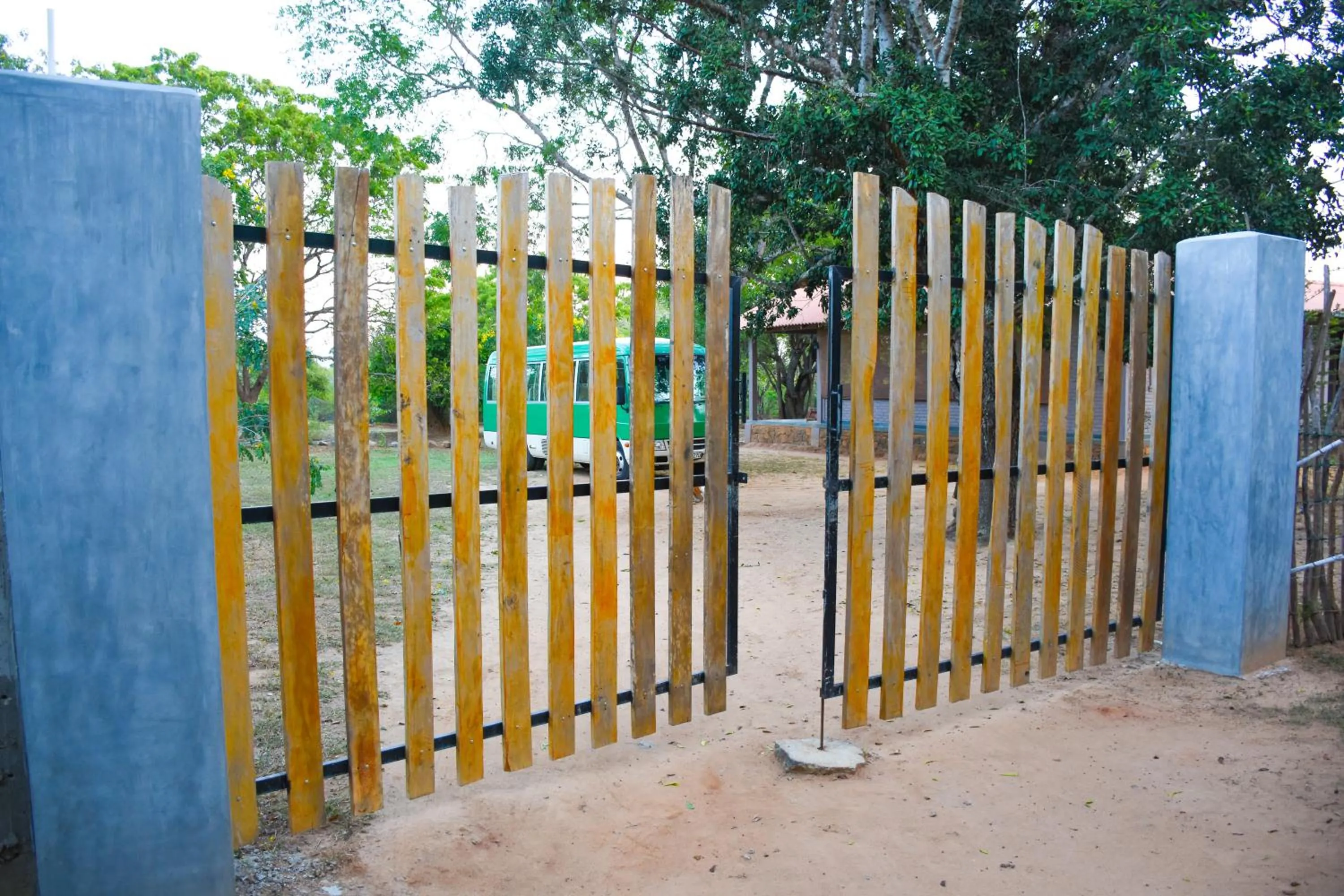 Property building in Hide Yala