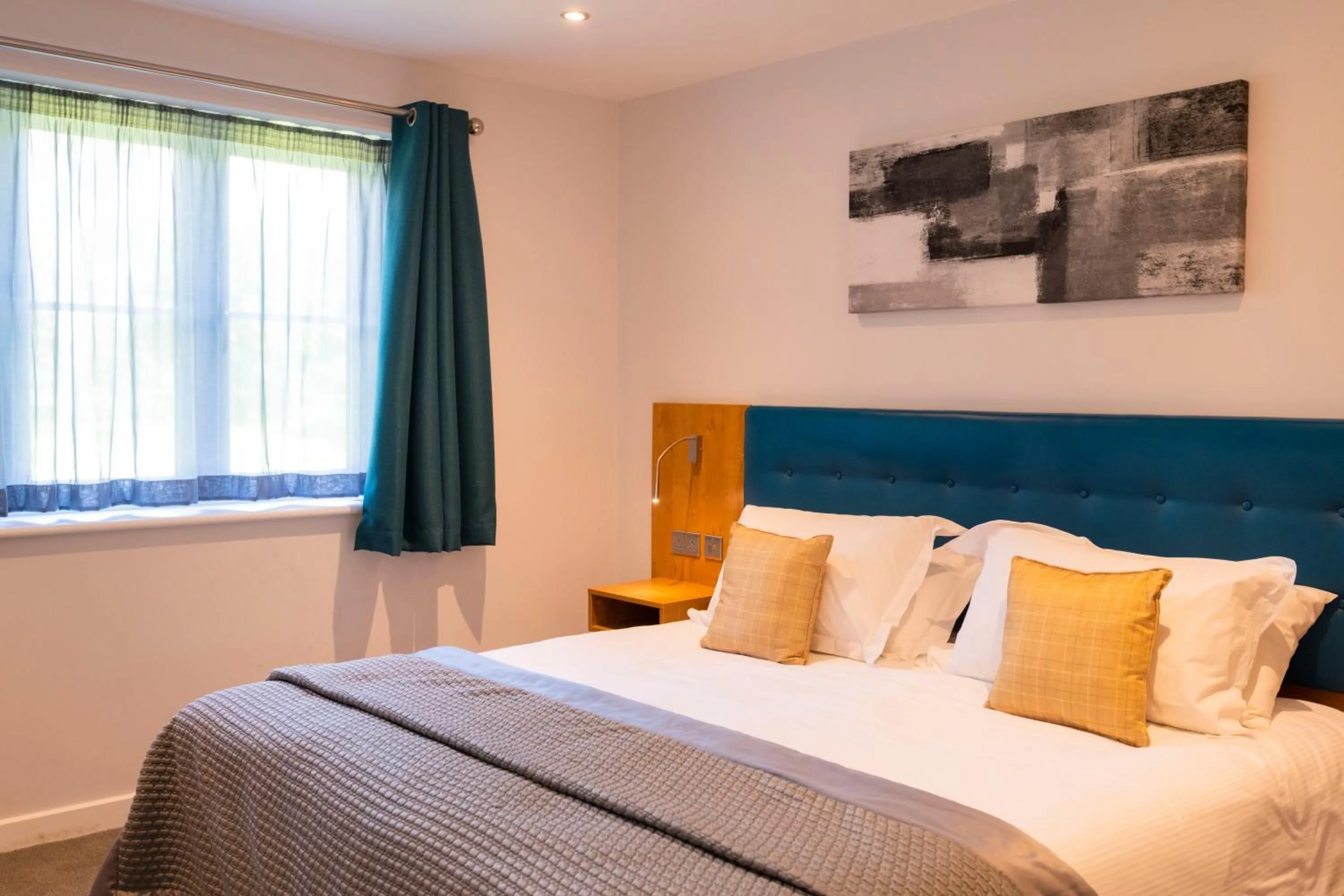 Photo of the whole room, Bed in The Stratford Park Hotel & Golf Club