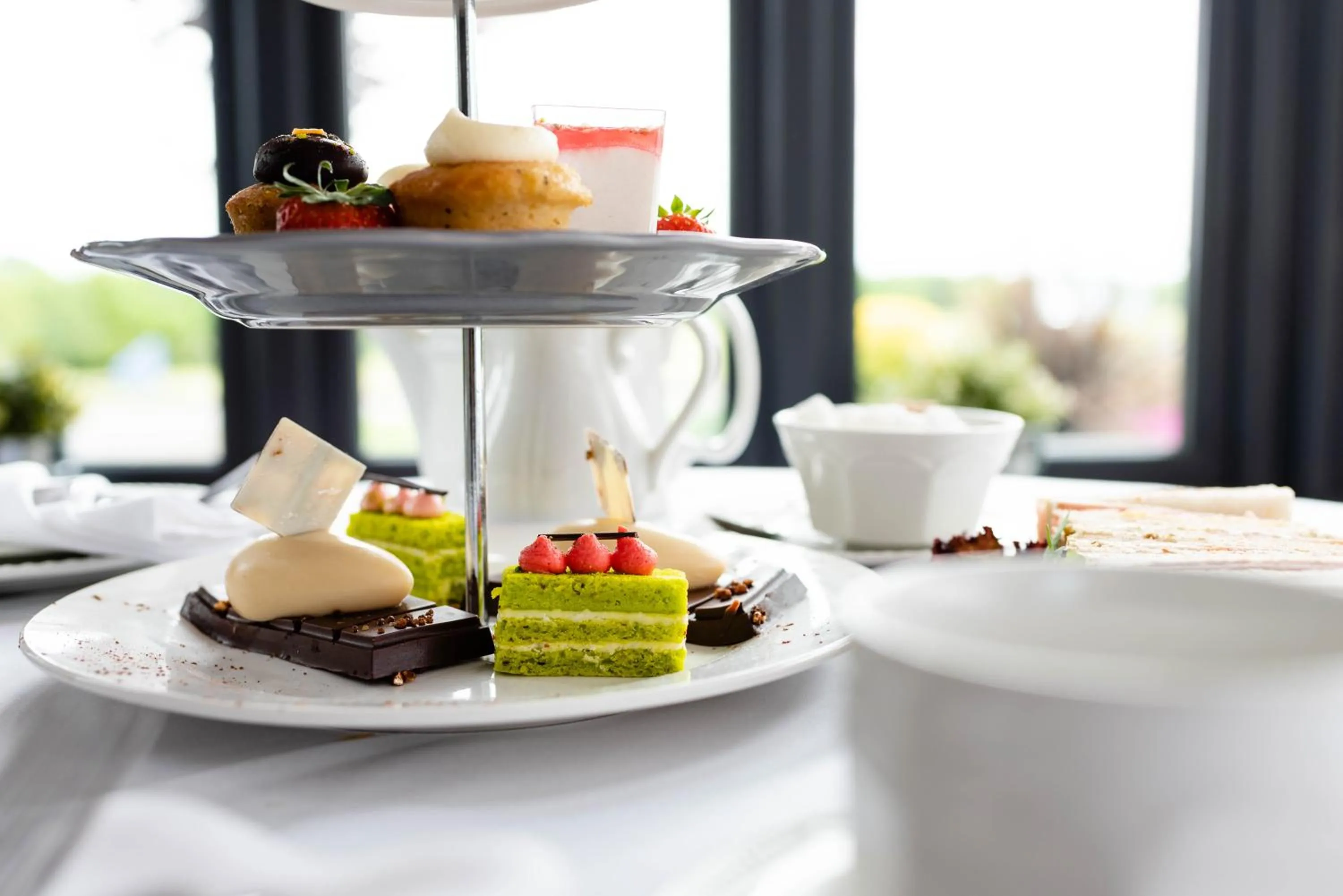 Food and drinks in The Stratford Park Hotel & Golf Club