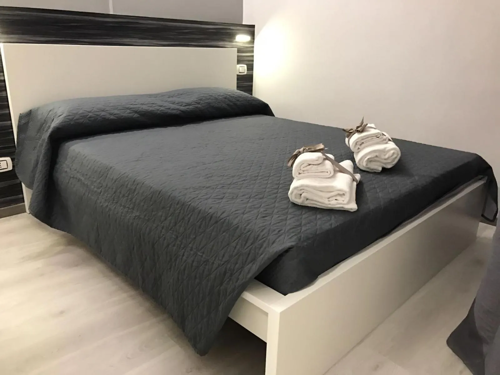 Bedroom, Bed in Sangiò Guest House