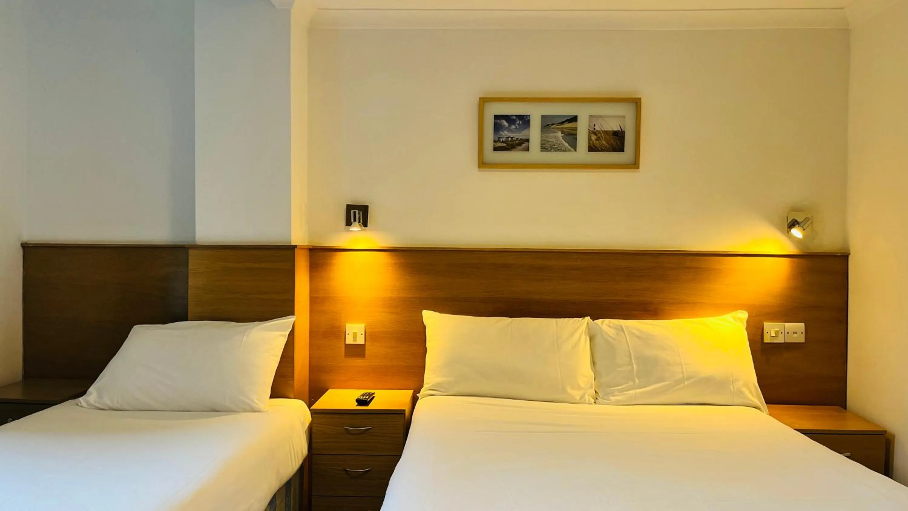 Bed in West Cromwell Hotel