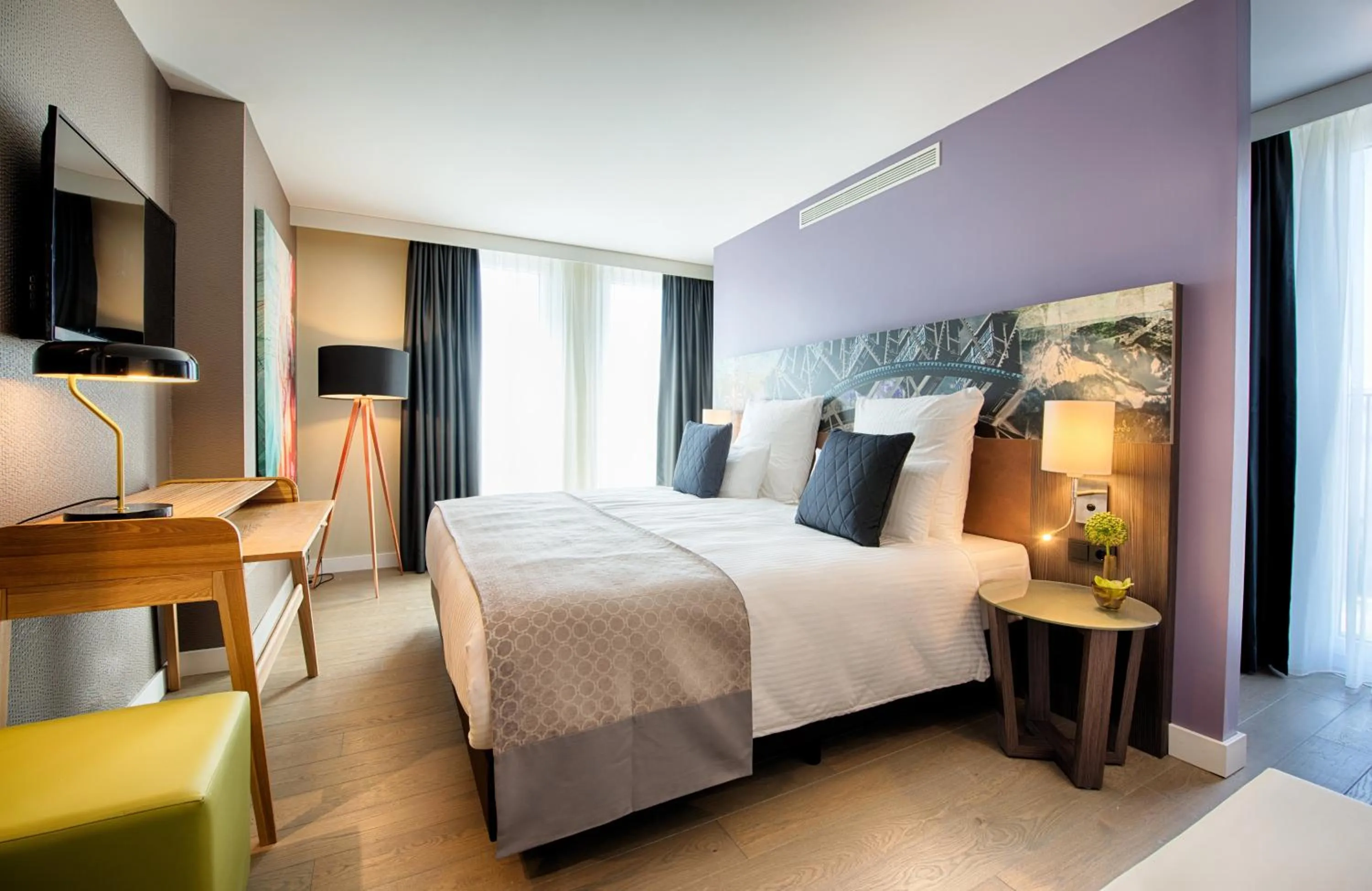 Photo of the whole room, Bed in Leonardo Hotel Munich City East