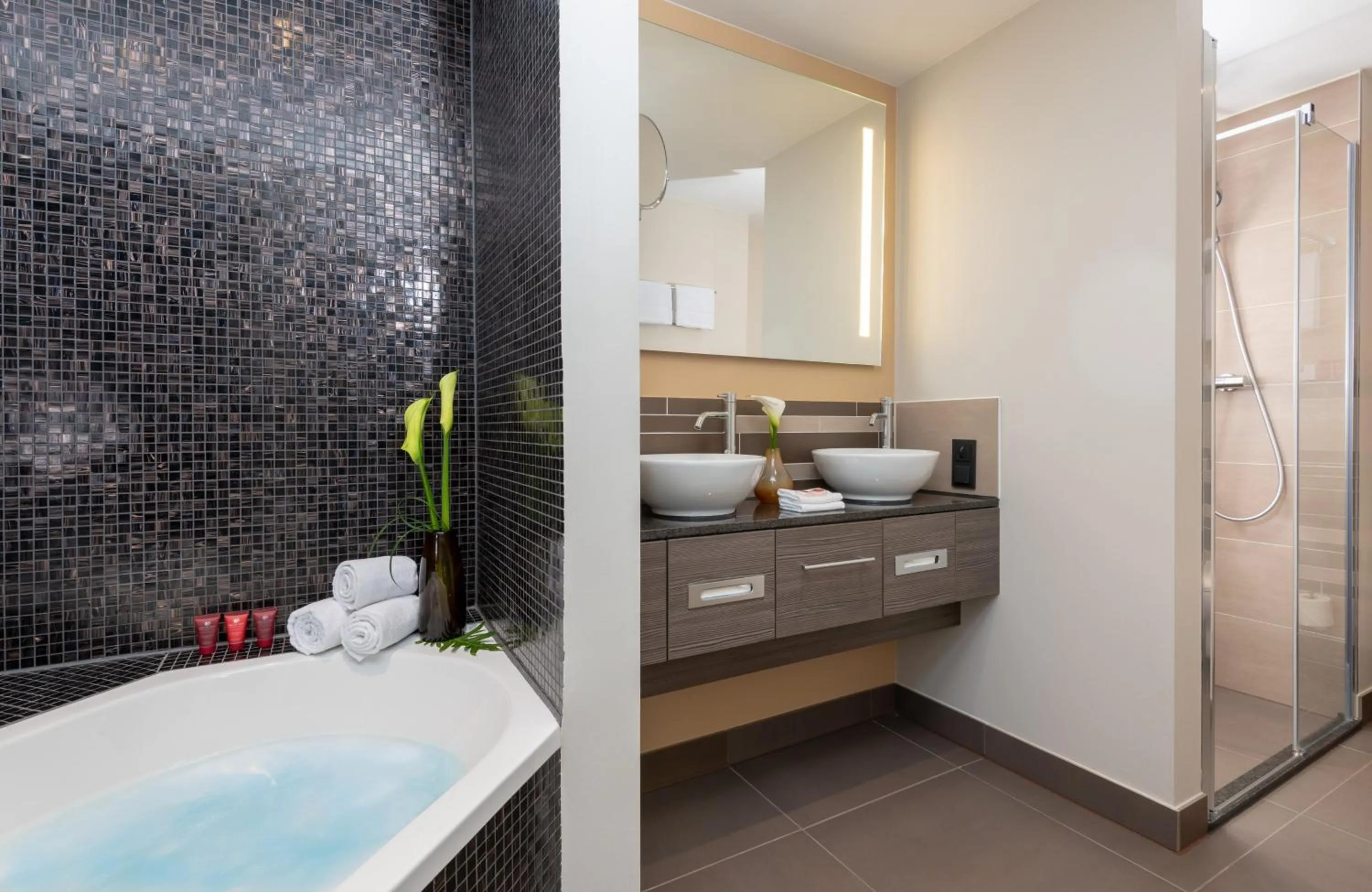 Bathroom in Leonardo Hotel Munich City East