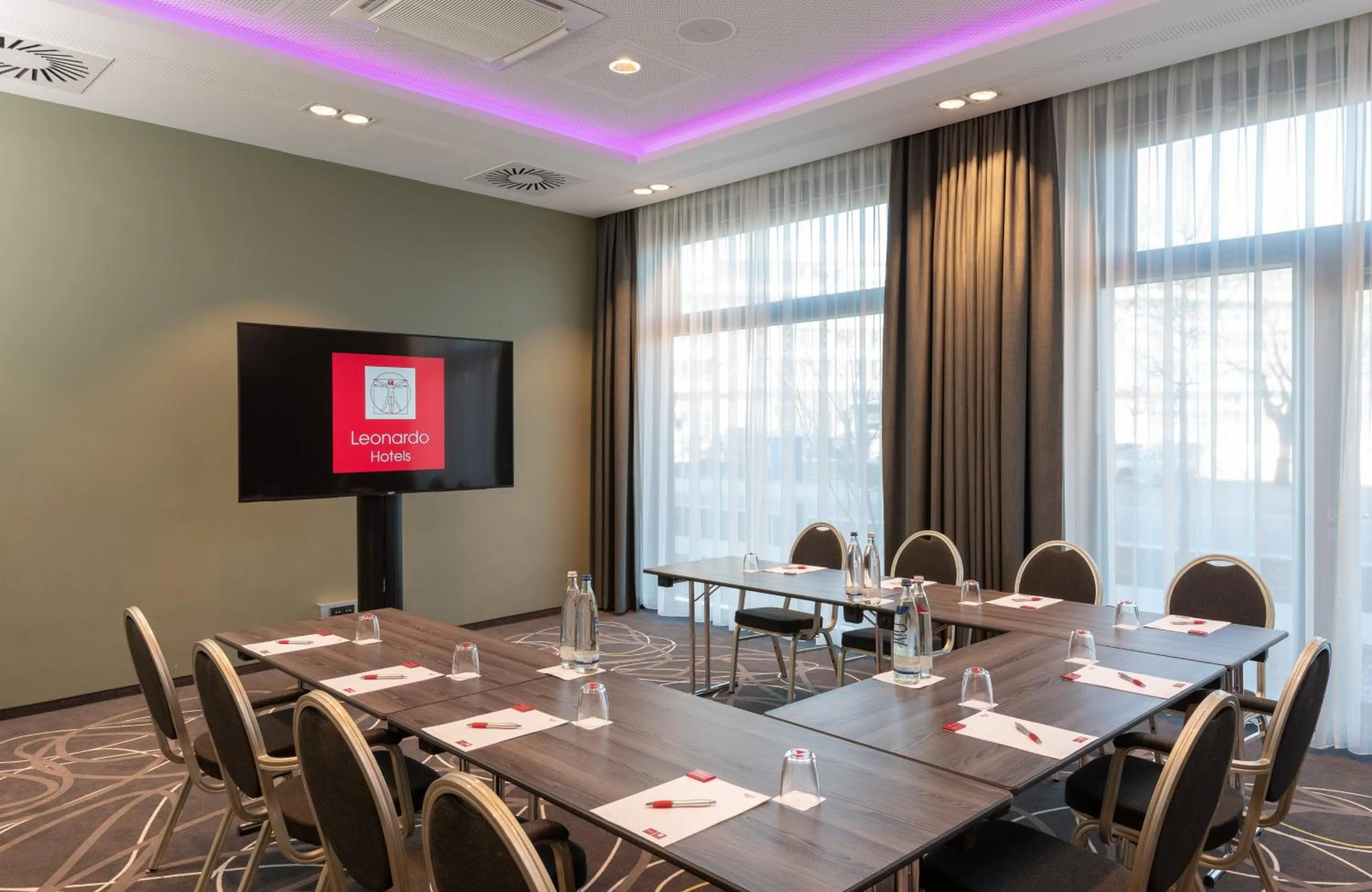 Meeting/conference room in Leonardo Hotel Munich City East