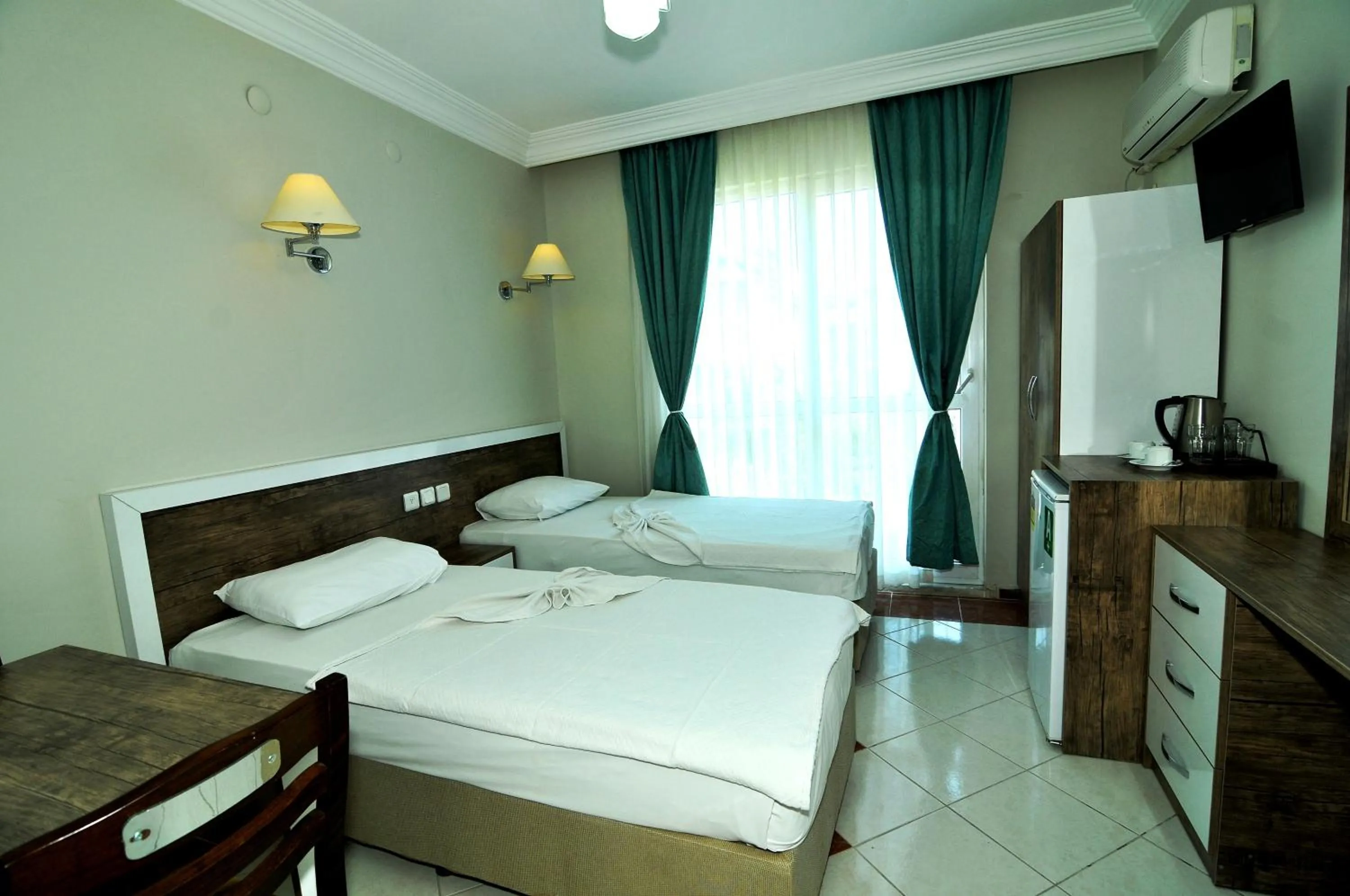 Bed in Cleopatra King Apart