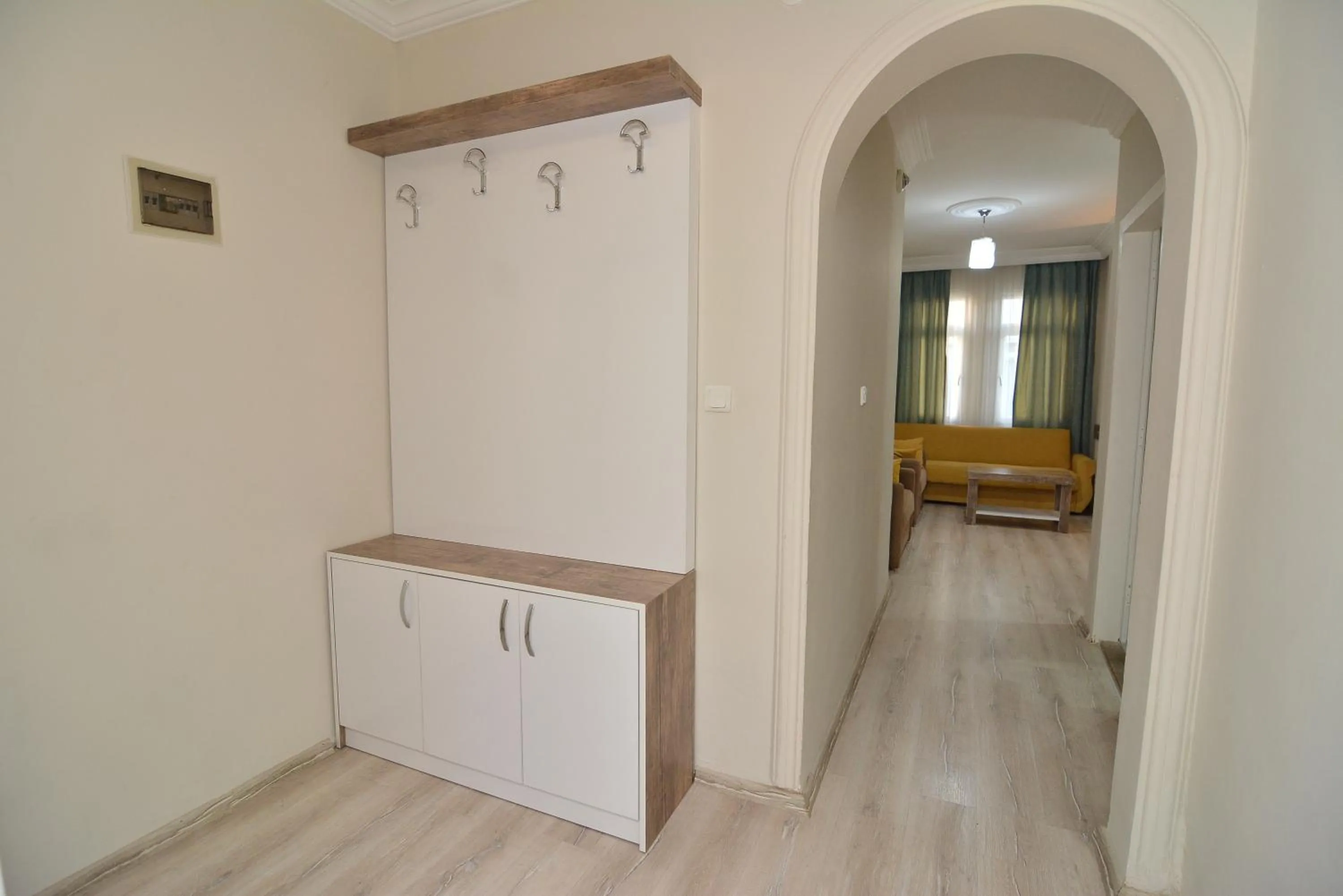 Other in Cleopatra King Apart