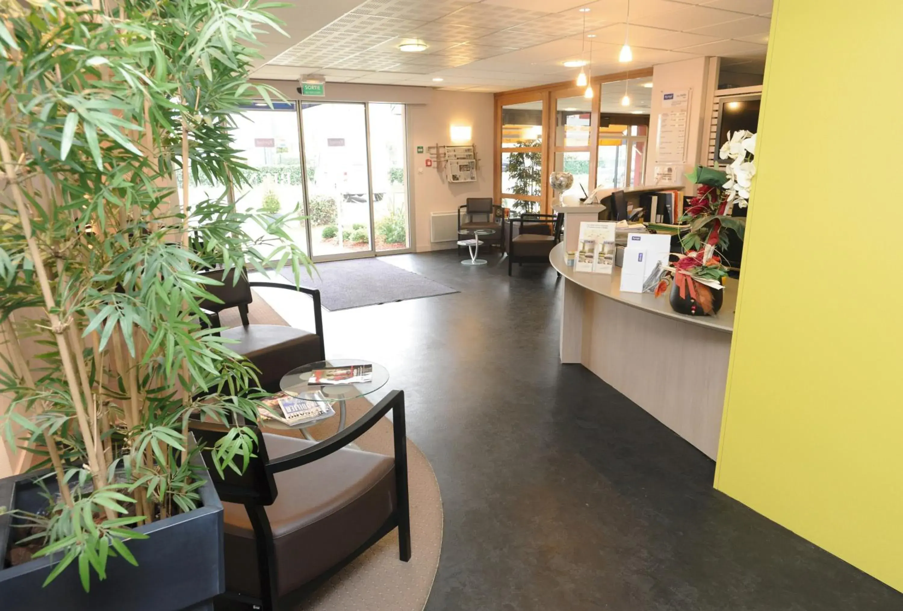 Lobby or reception in Kyriad Rennes Sud - Cesson Chantepie Lobby or reception in Kyriad Rennes Sud - Cesson Chantepie