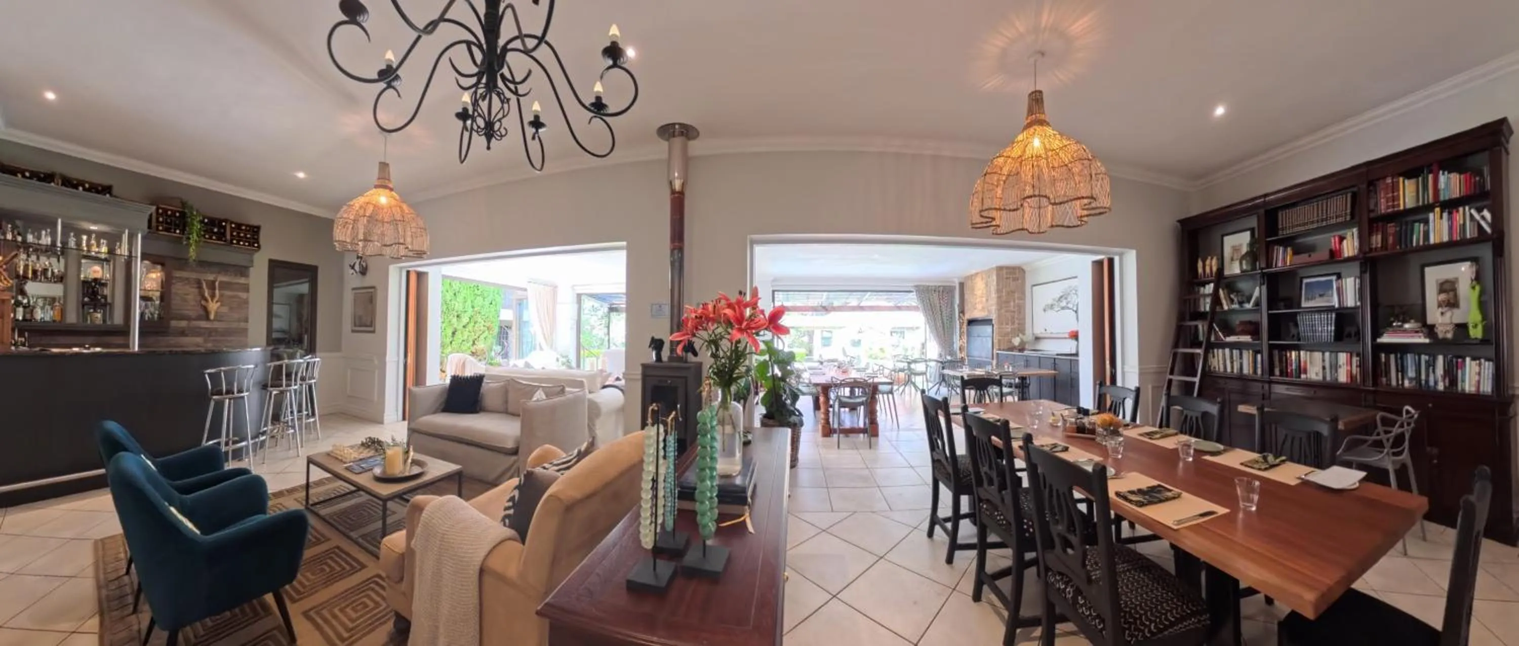 Property building in 58 On Hume