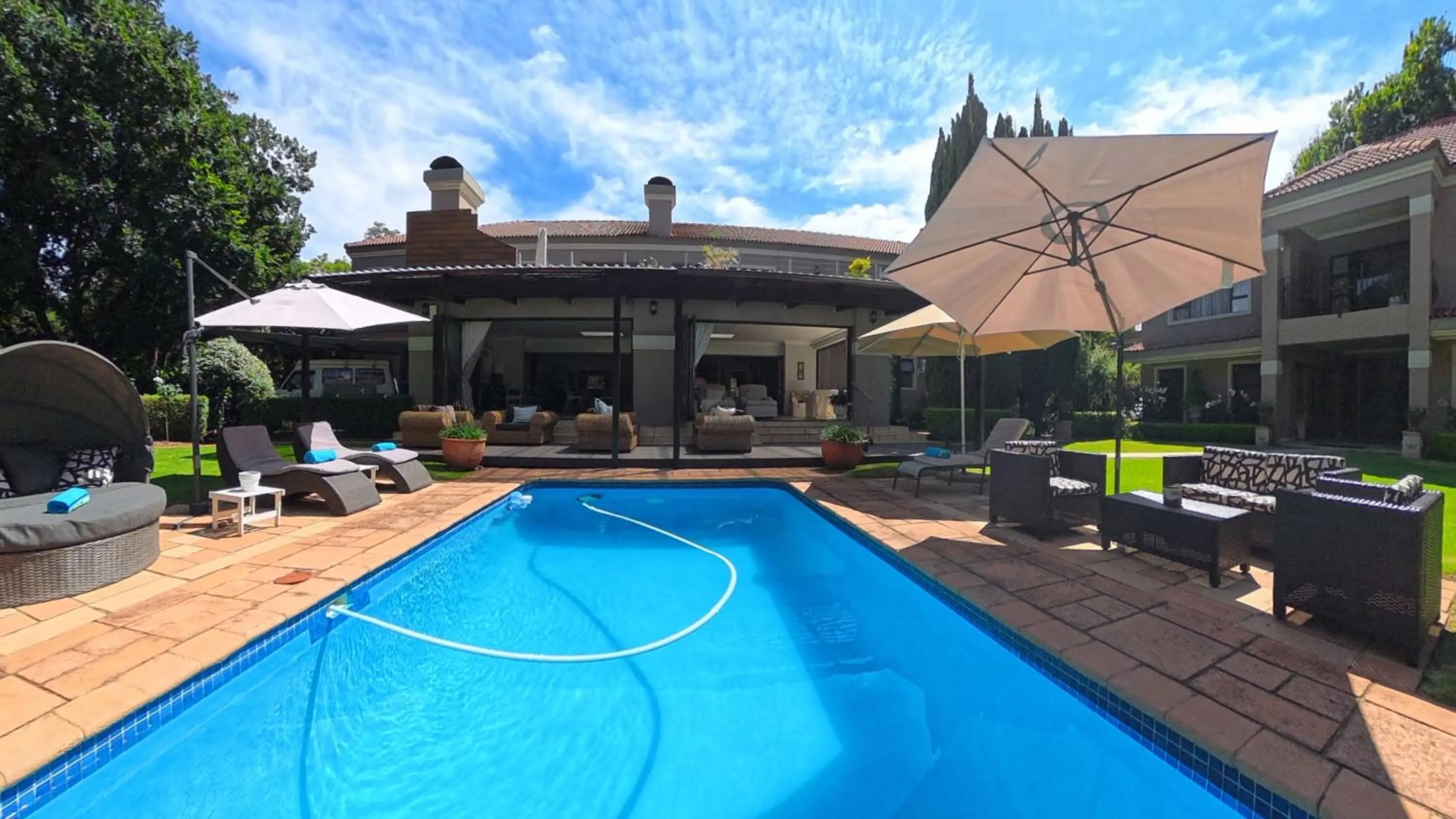 Property building in 58 On Hume