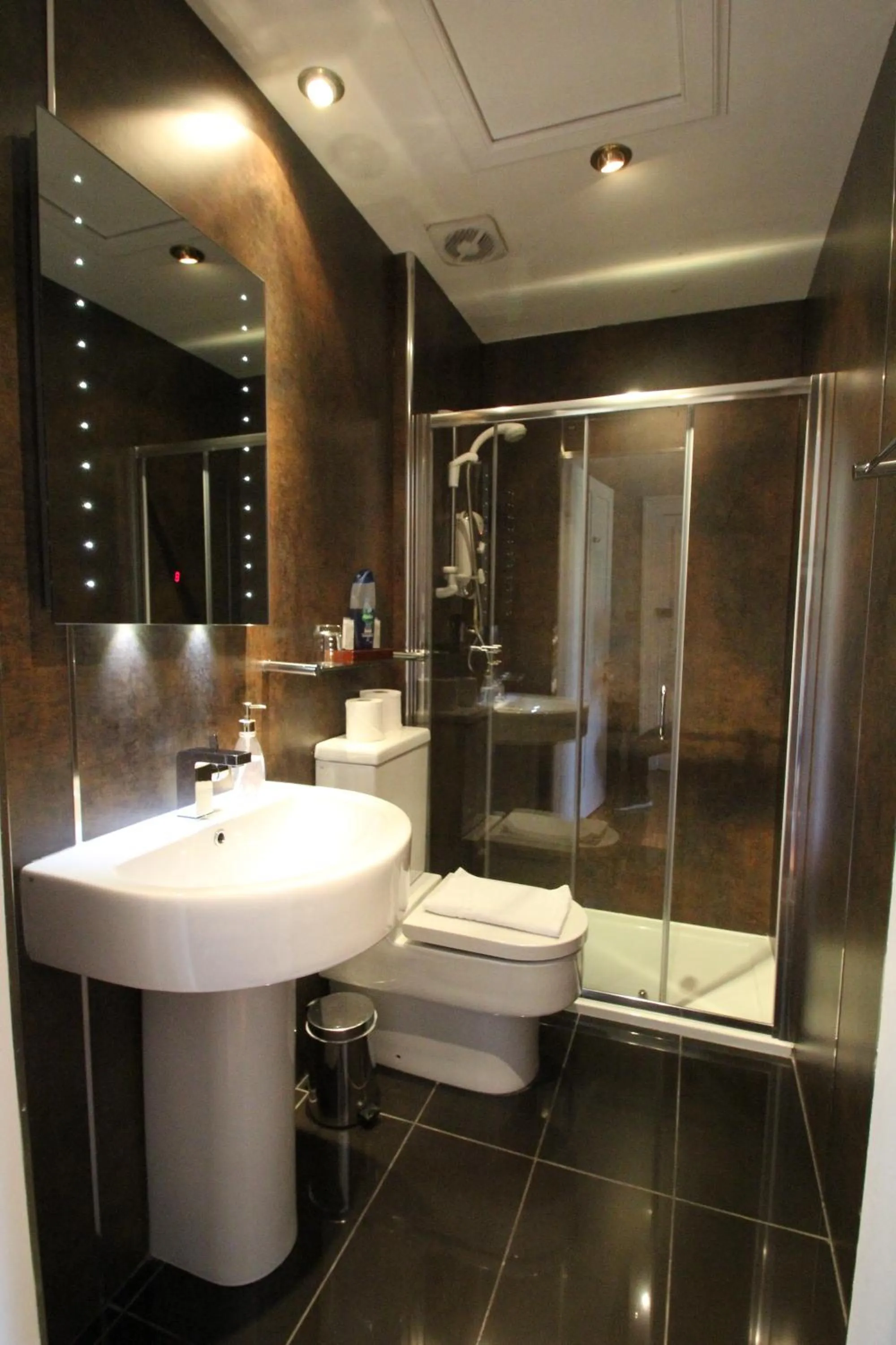 Bathroom in The Sandaig