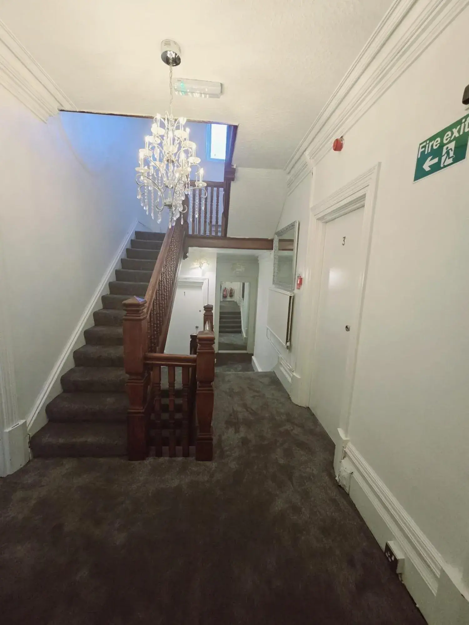 Lobby or reception in Kingswood Hotel Lobby or reception in Kingswood Hotel