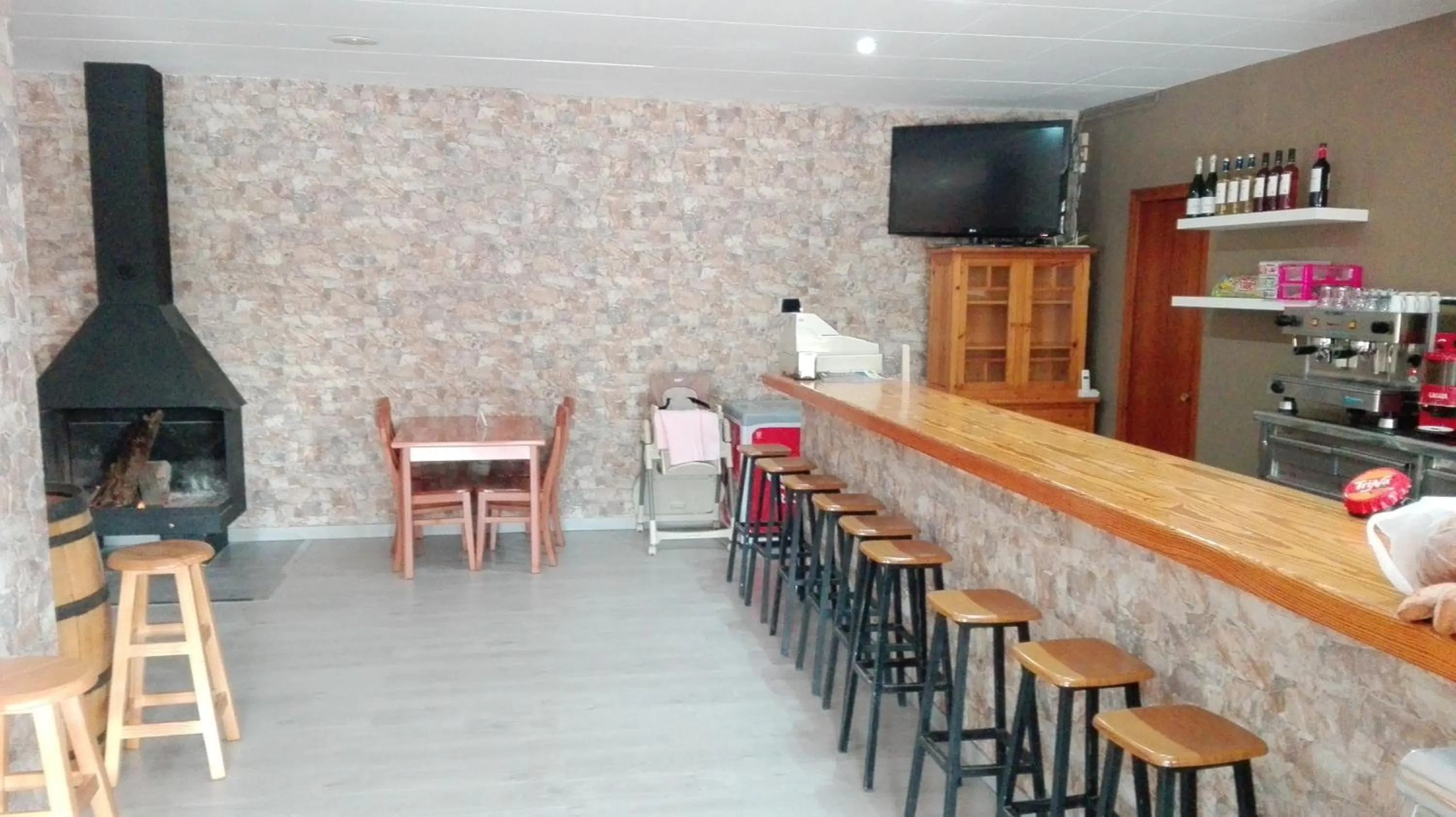 Lounge or bar in Camping La Ribera Salada