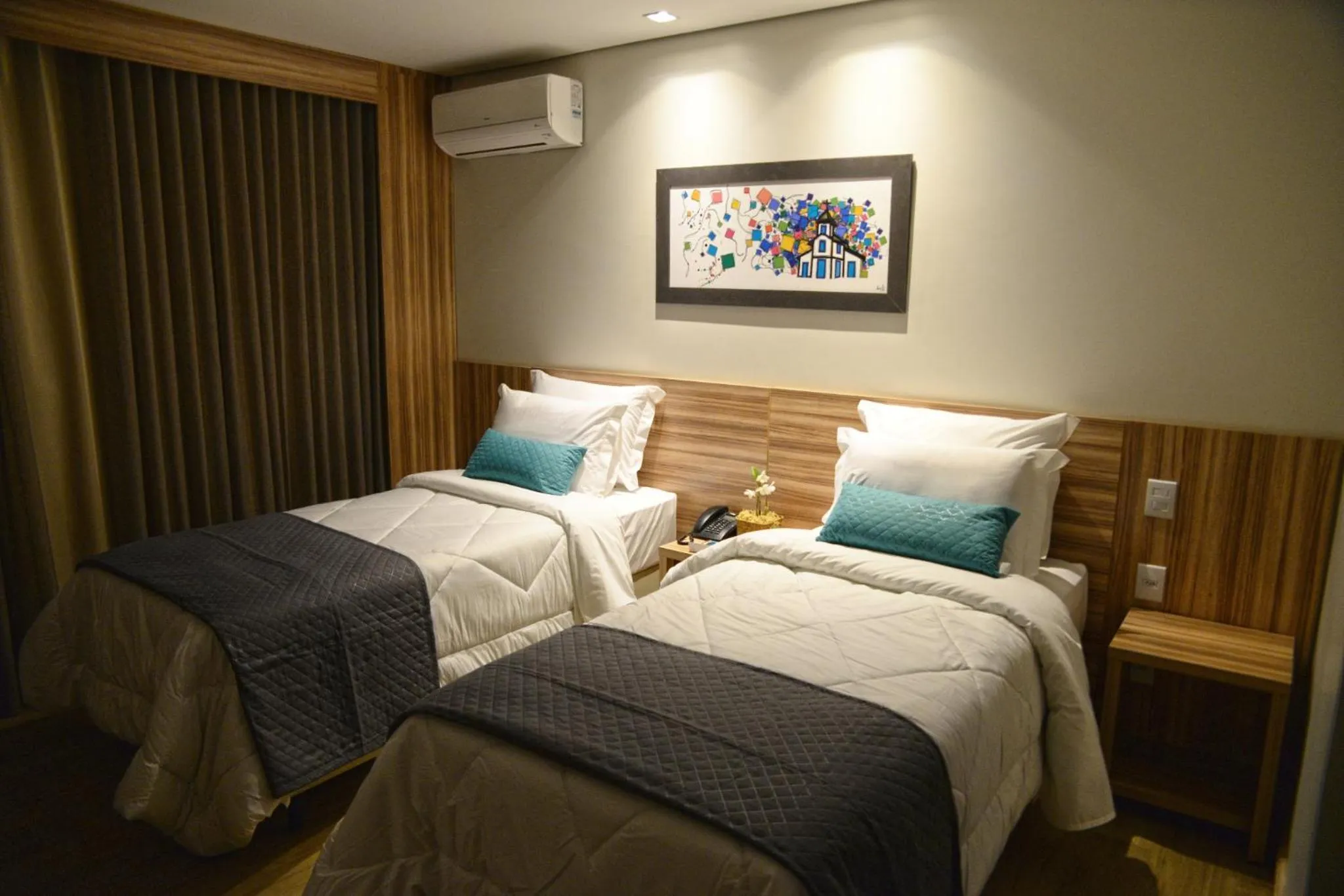 Photo of the whole room, Bed in Dubai Suites