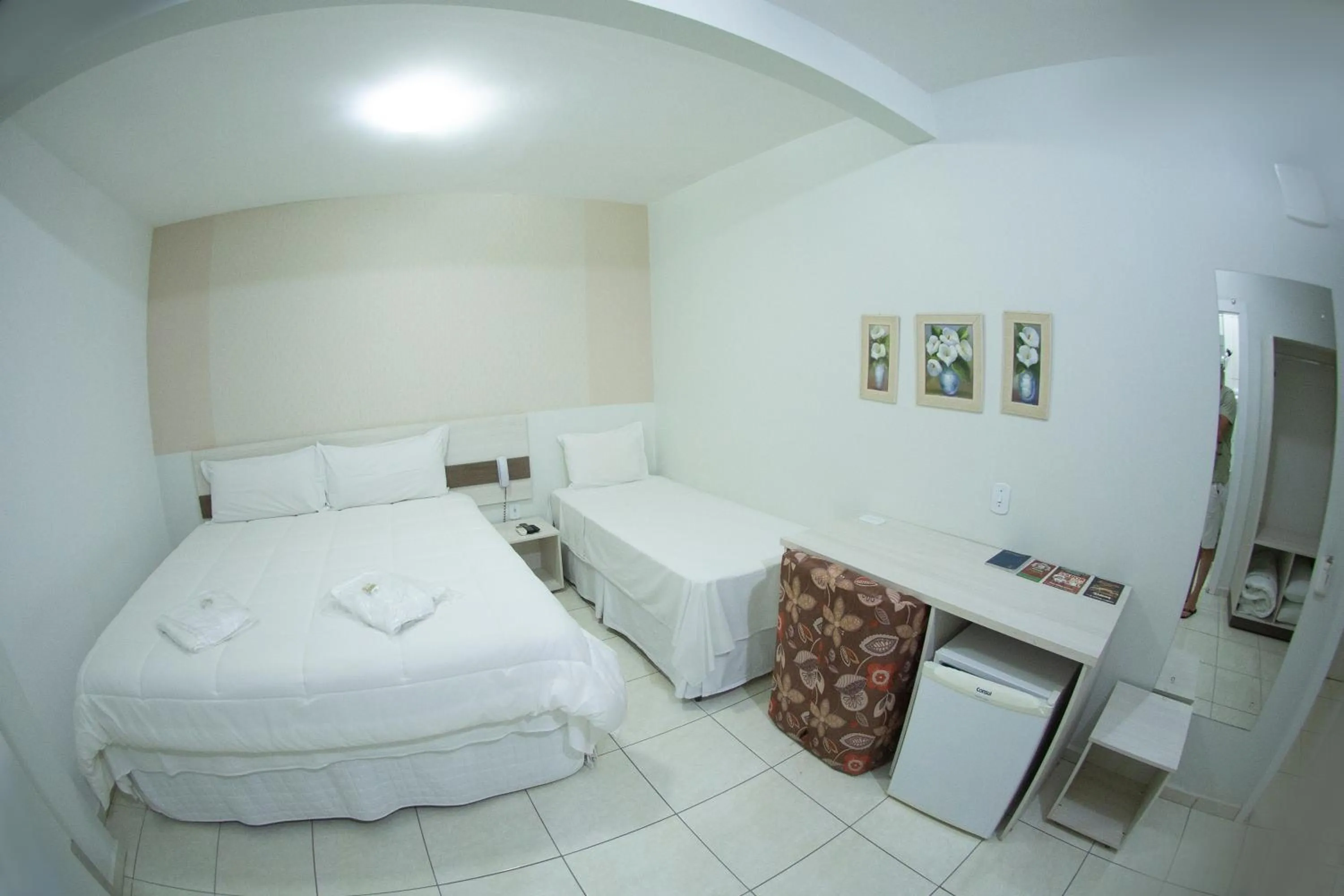 Photo of the whole room, Bed in Hotel Sambakia
