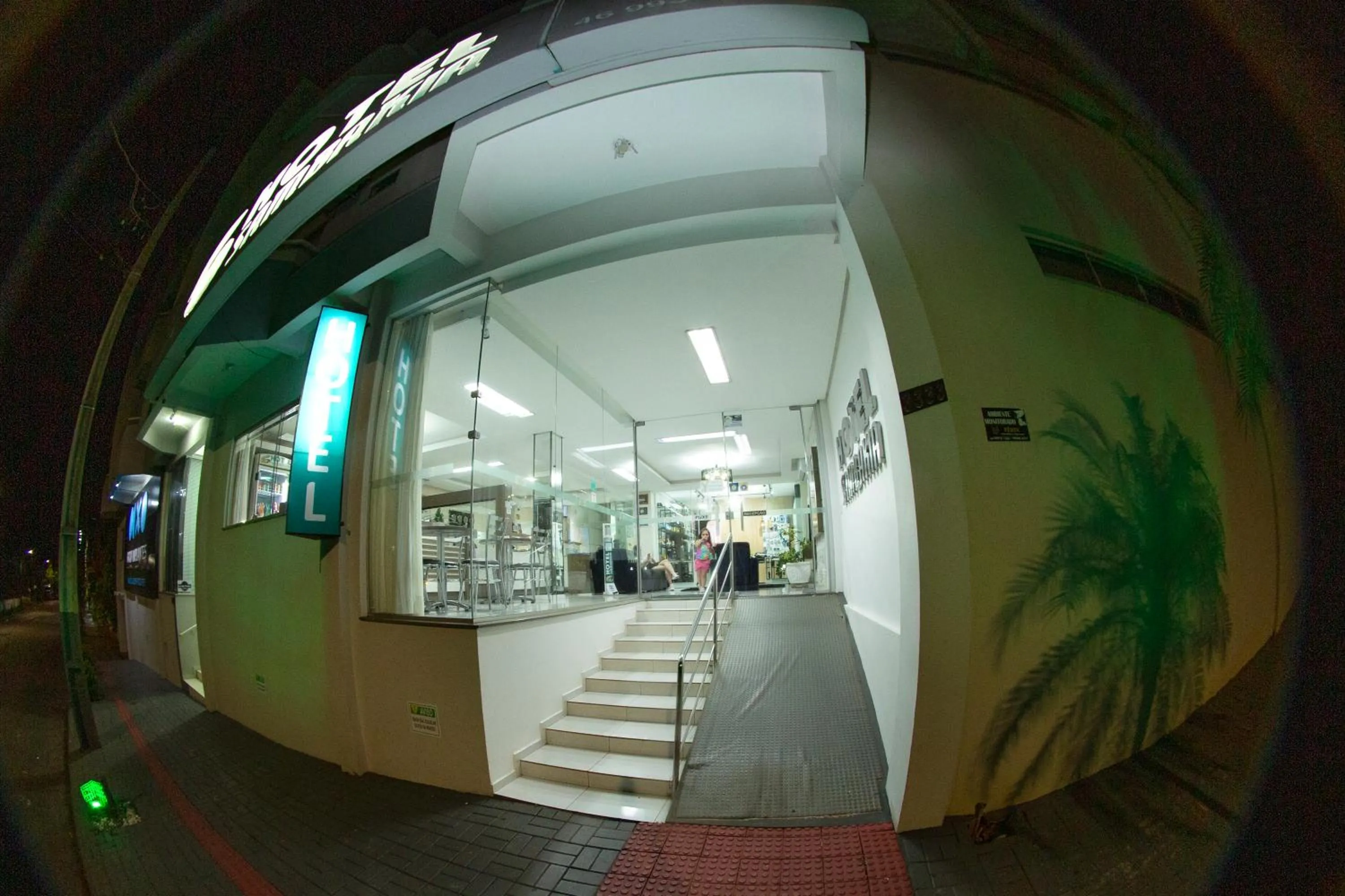 Facade/entrance in Hotel Sambakia