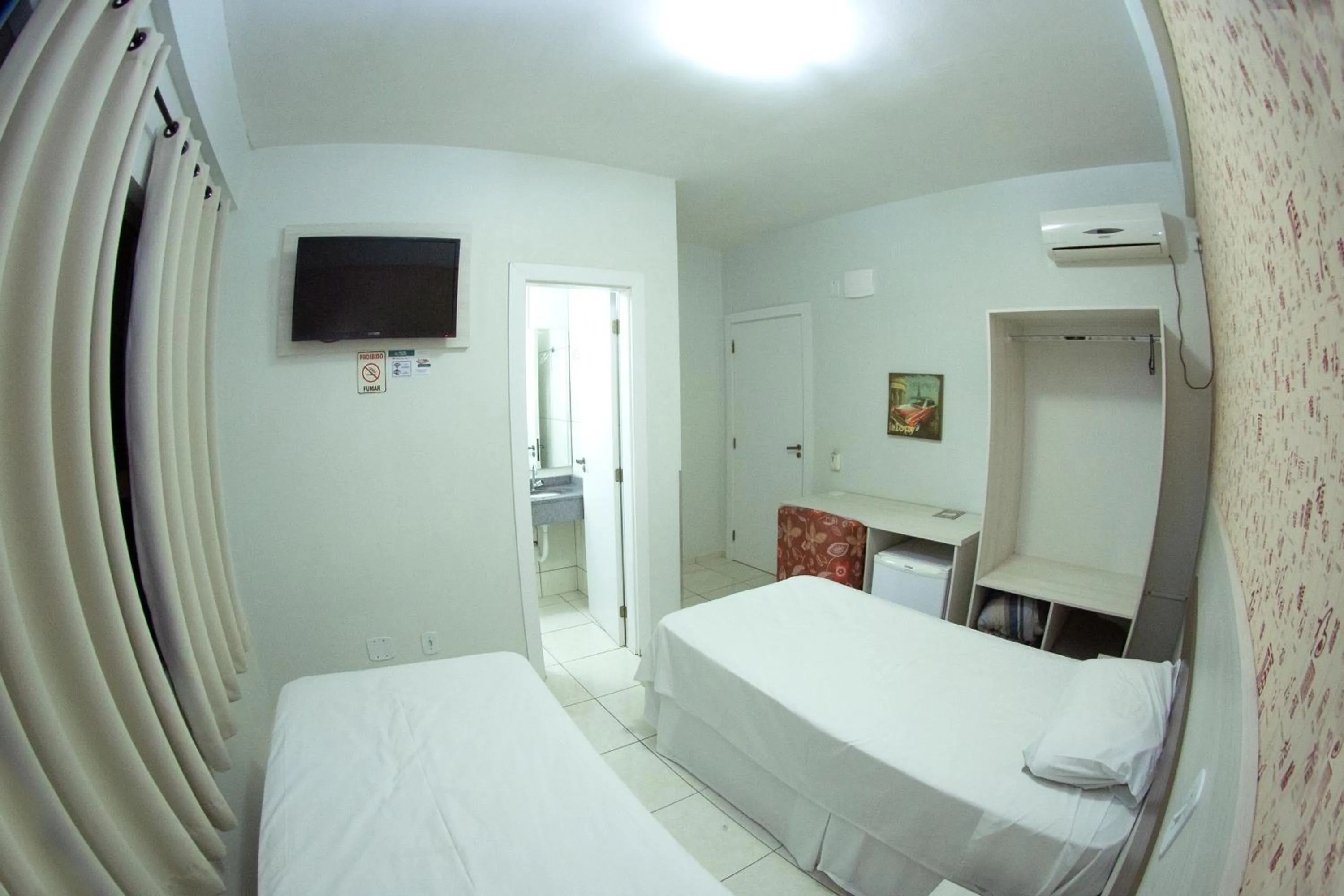Photo of the whole room, Bed in Hotel Sambakia