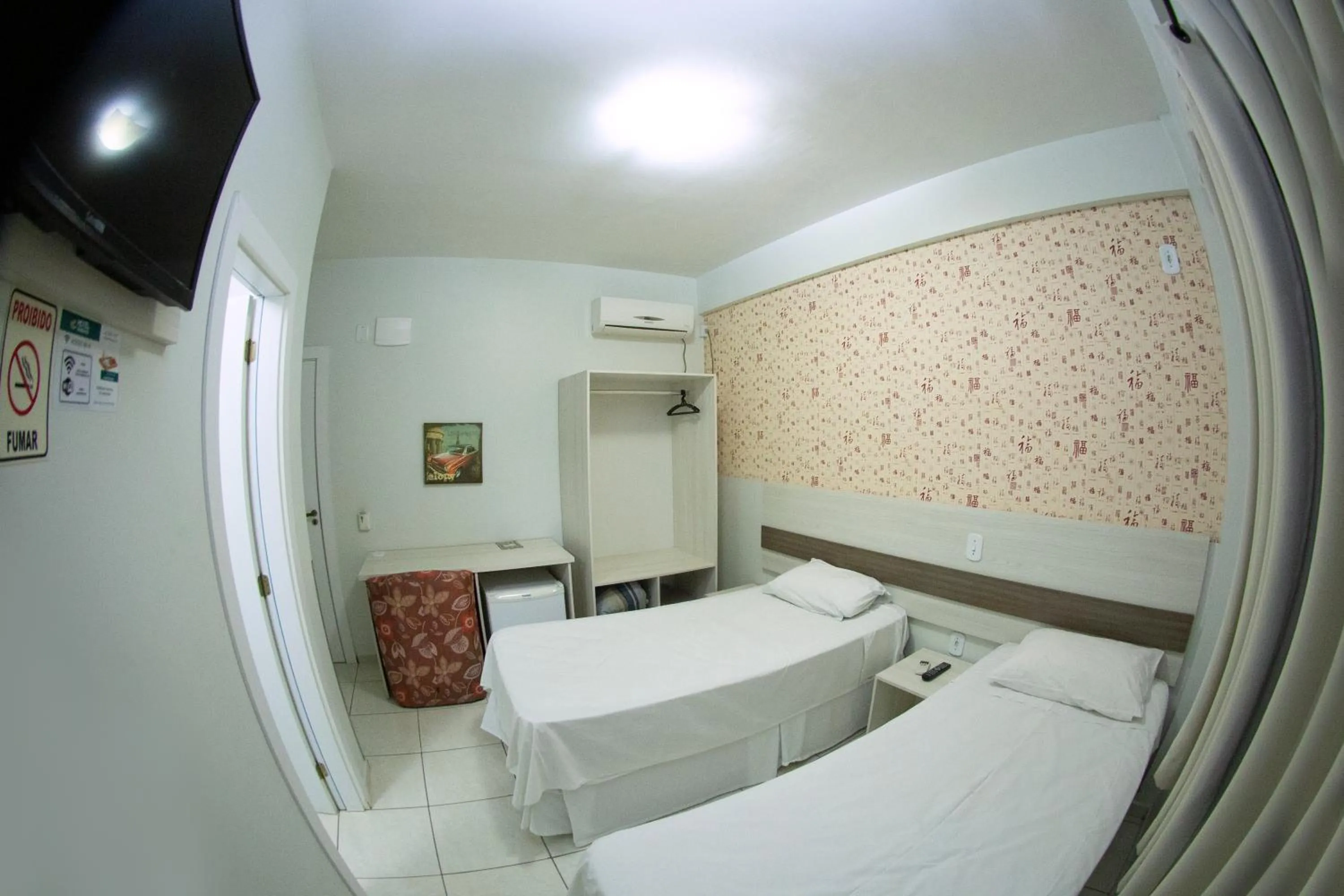 Photo of the whole room, Bed in Hotel Sambakia