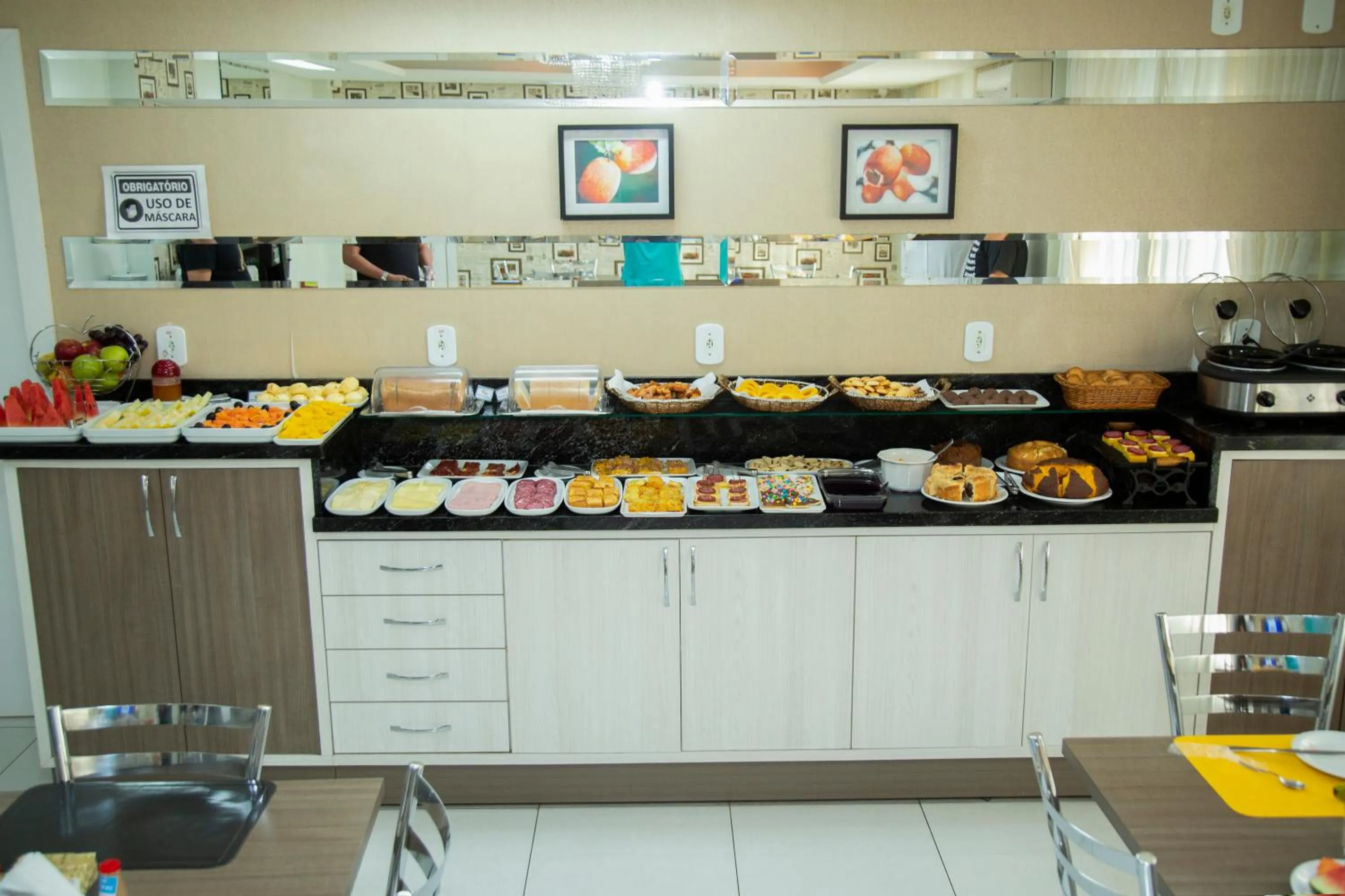 Breakfast in Hotel Sambakia