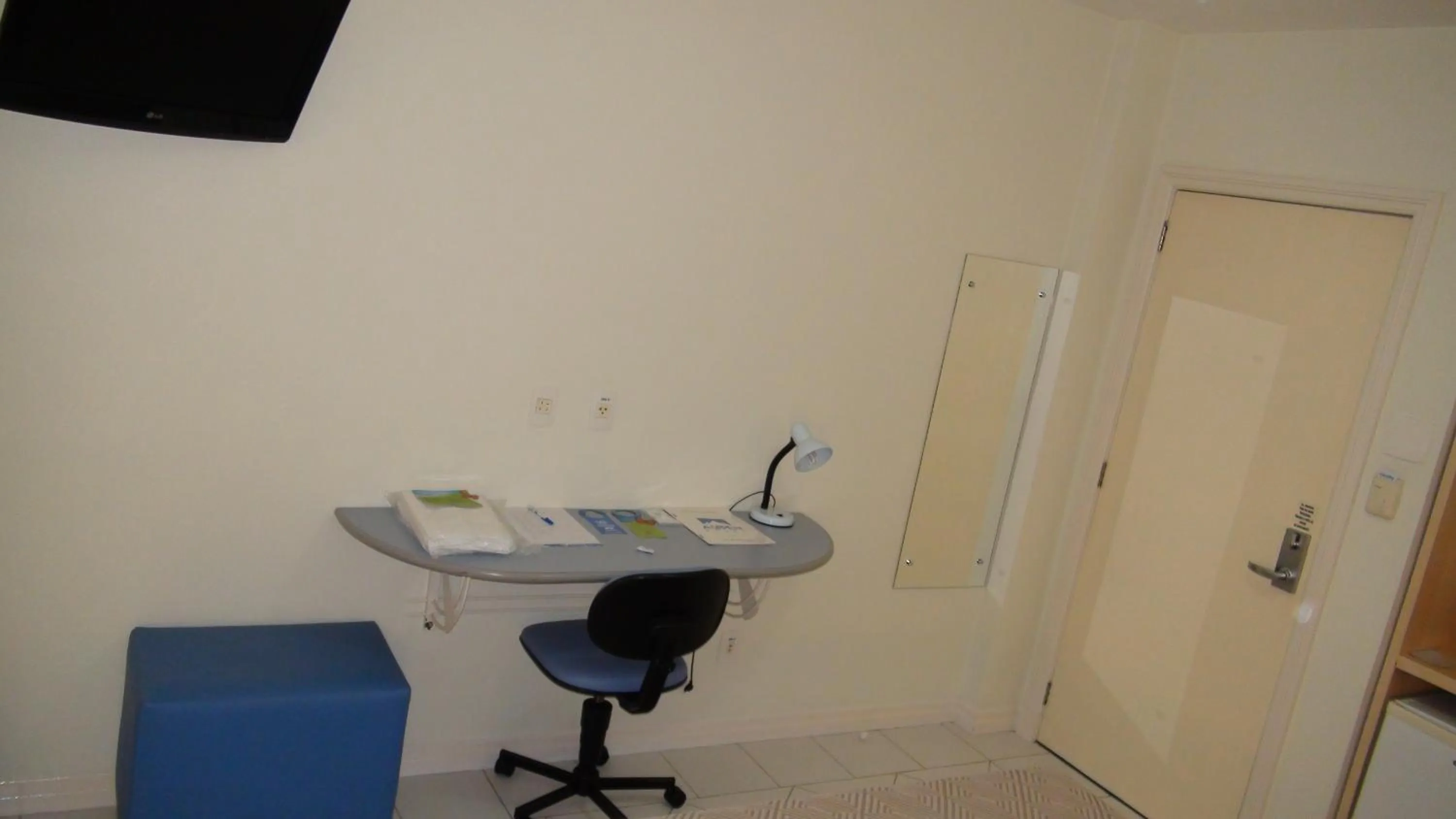 Bedroom in Asppen Hotel