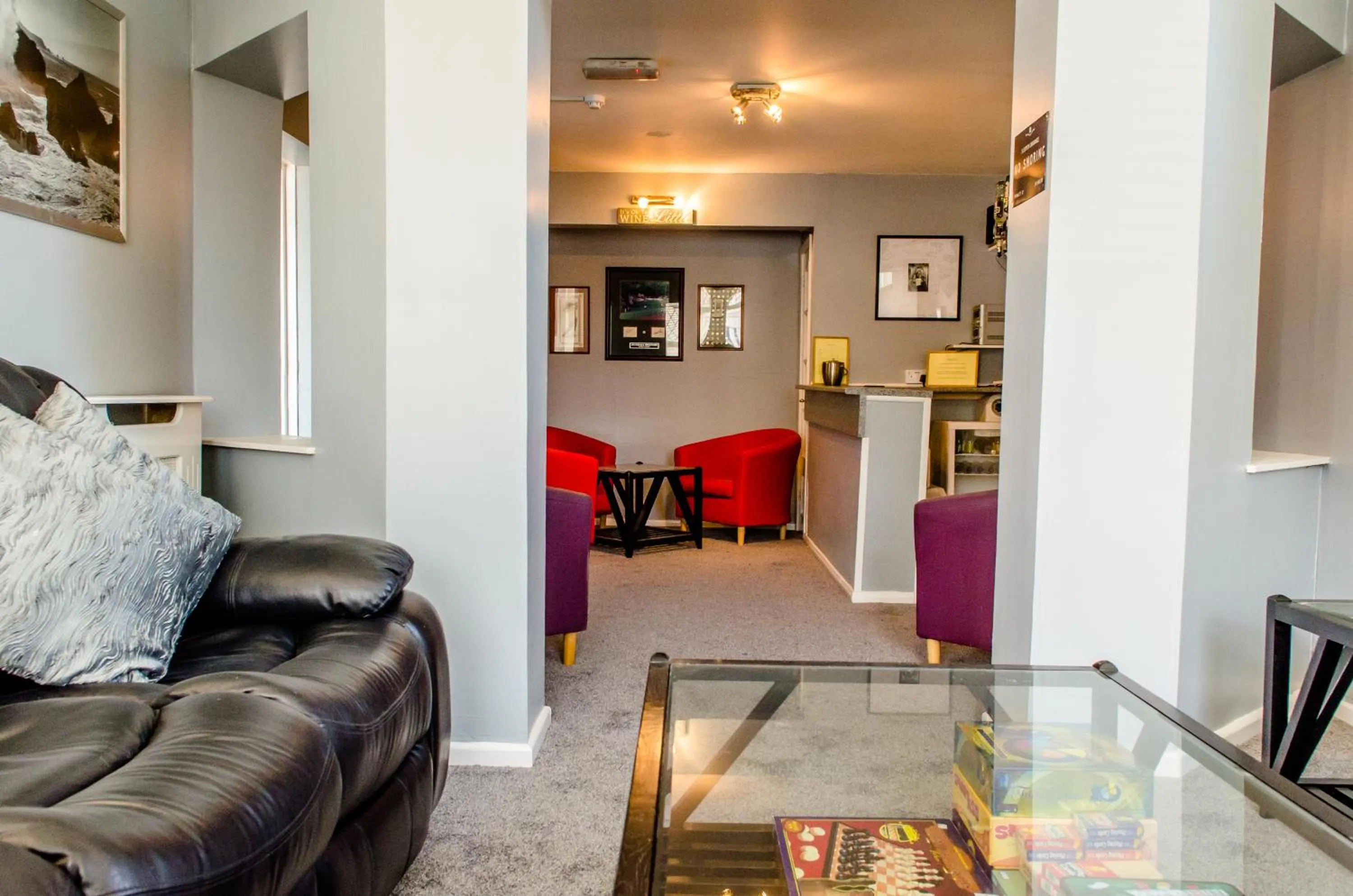 Lounge or bar in The Avenue