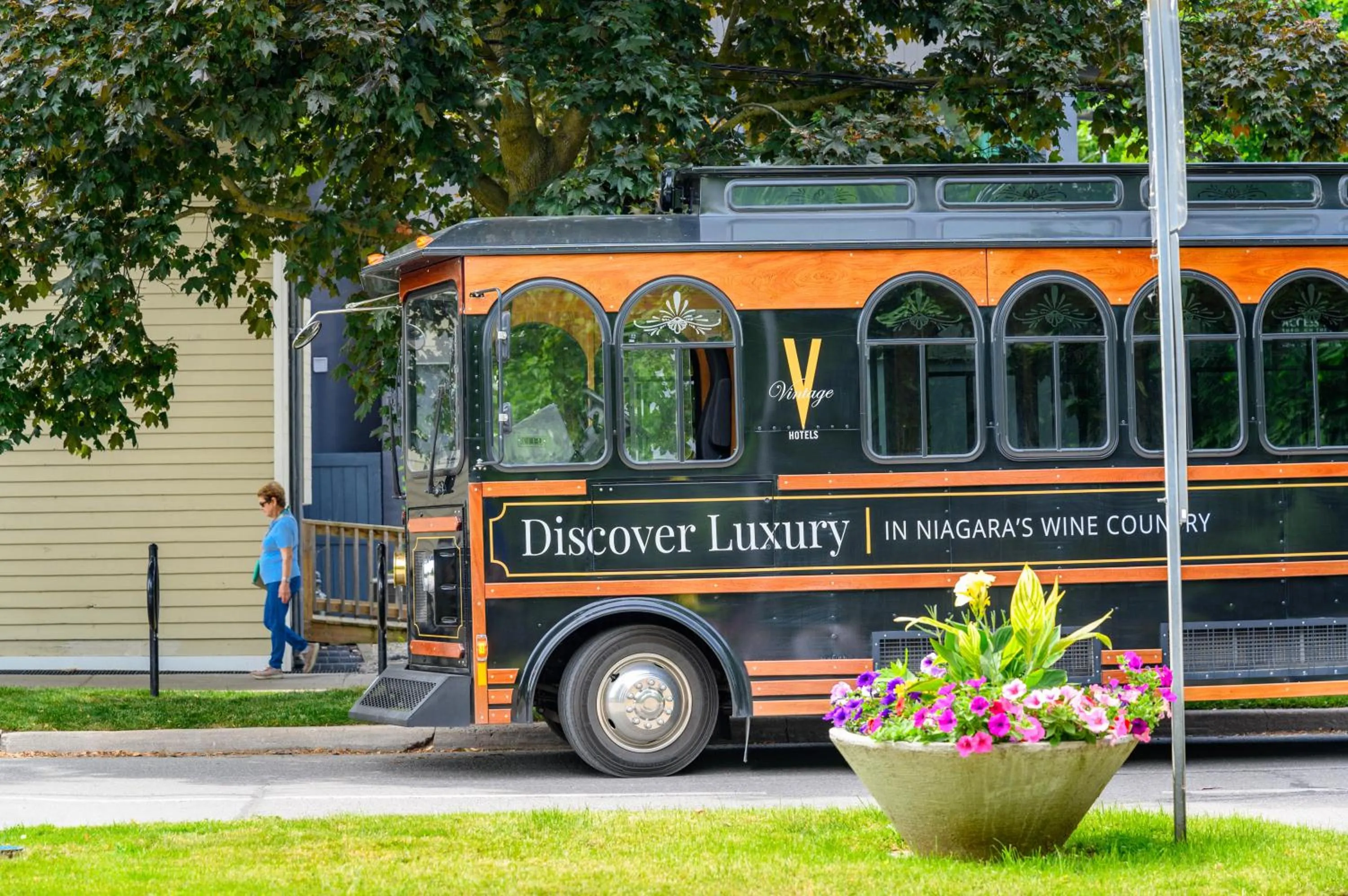 Shopping Area in The Old Bank House