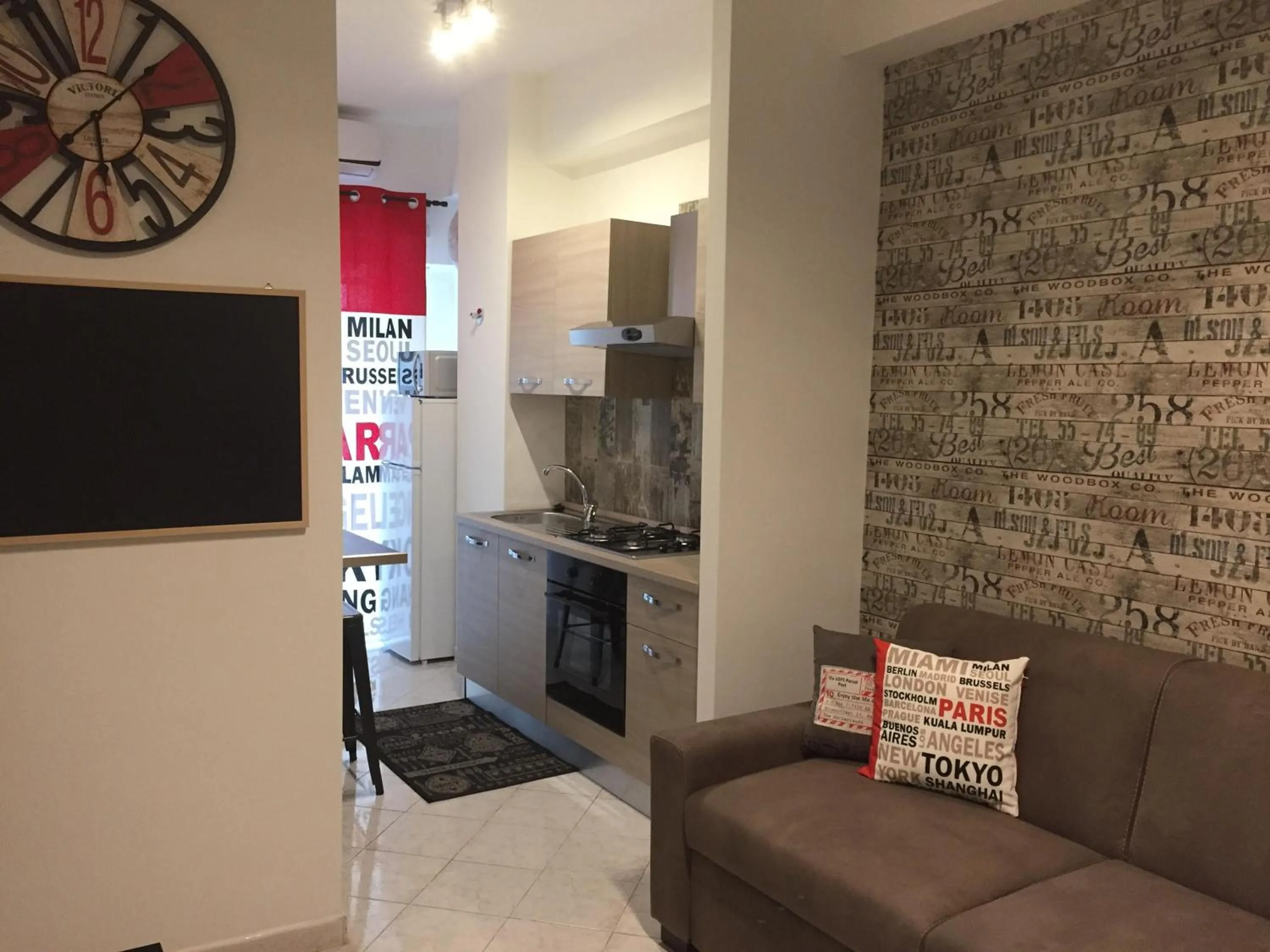 Communal kitchen in Murena Apartments & rooms