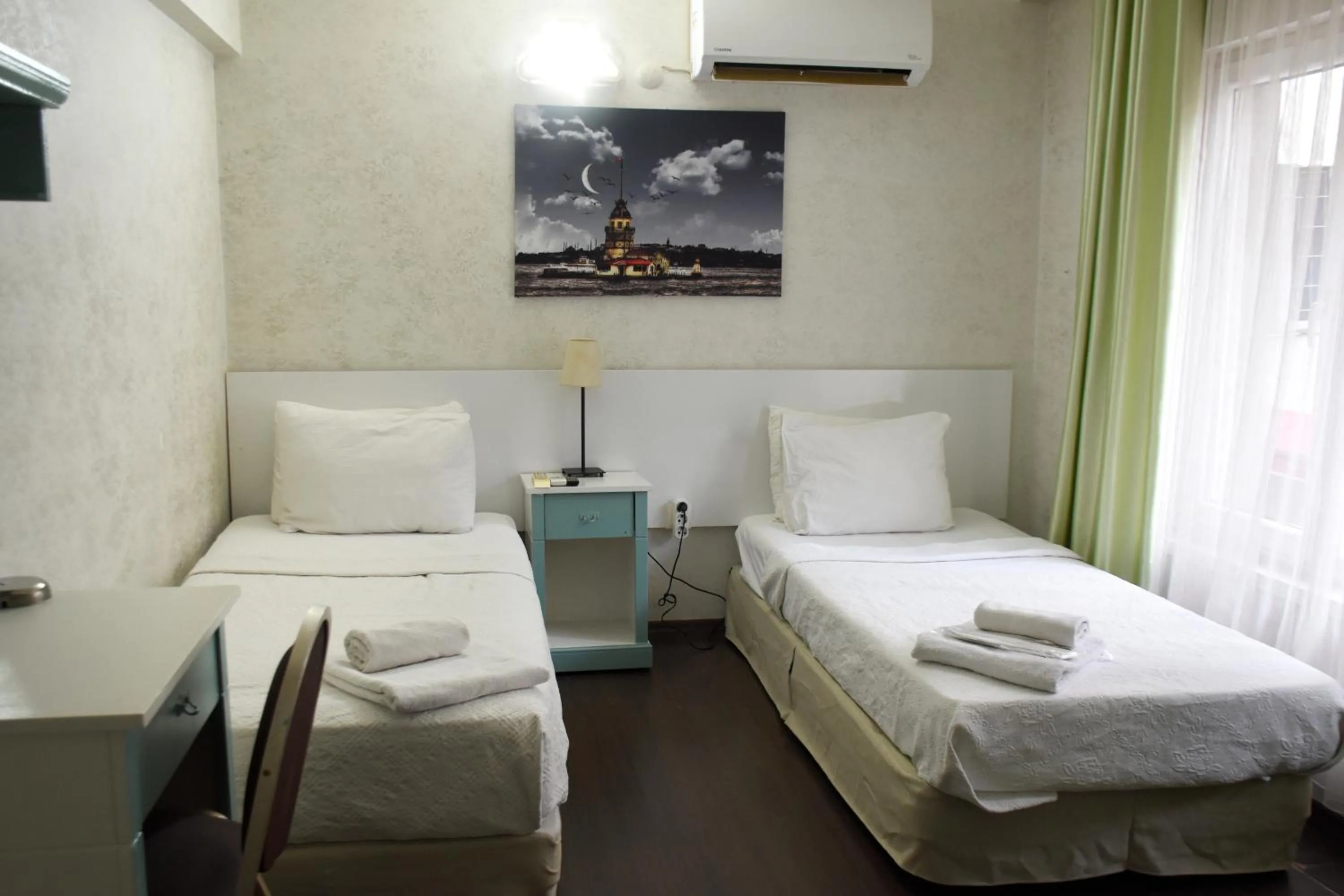 Photo of the whole room, Bed in Yalçın Otel