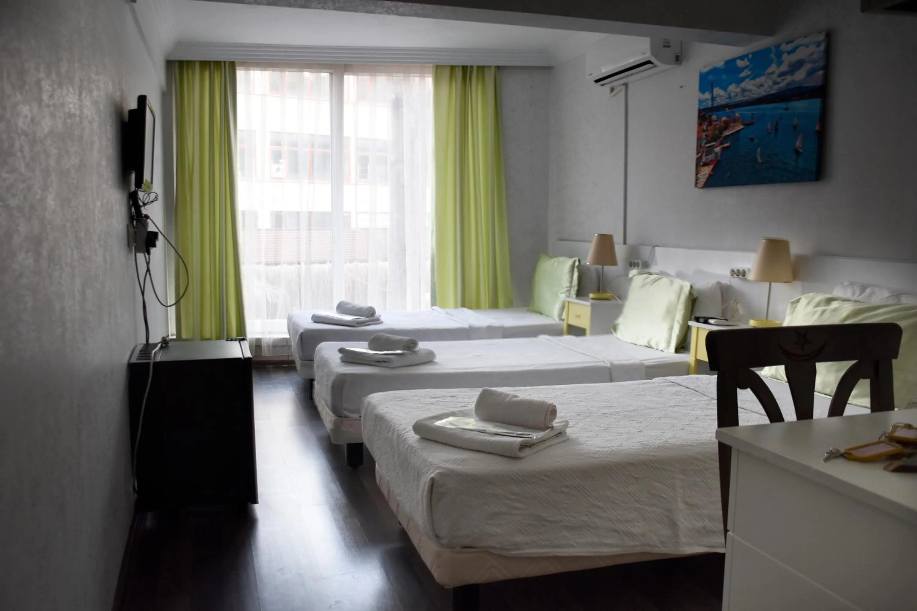 Photo of the whole room, Bed in Yalçın Otel
