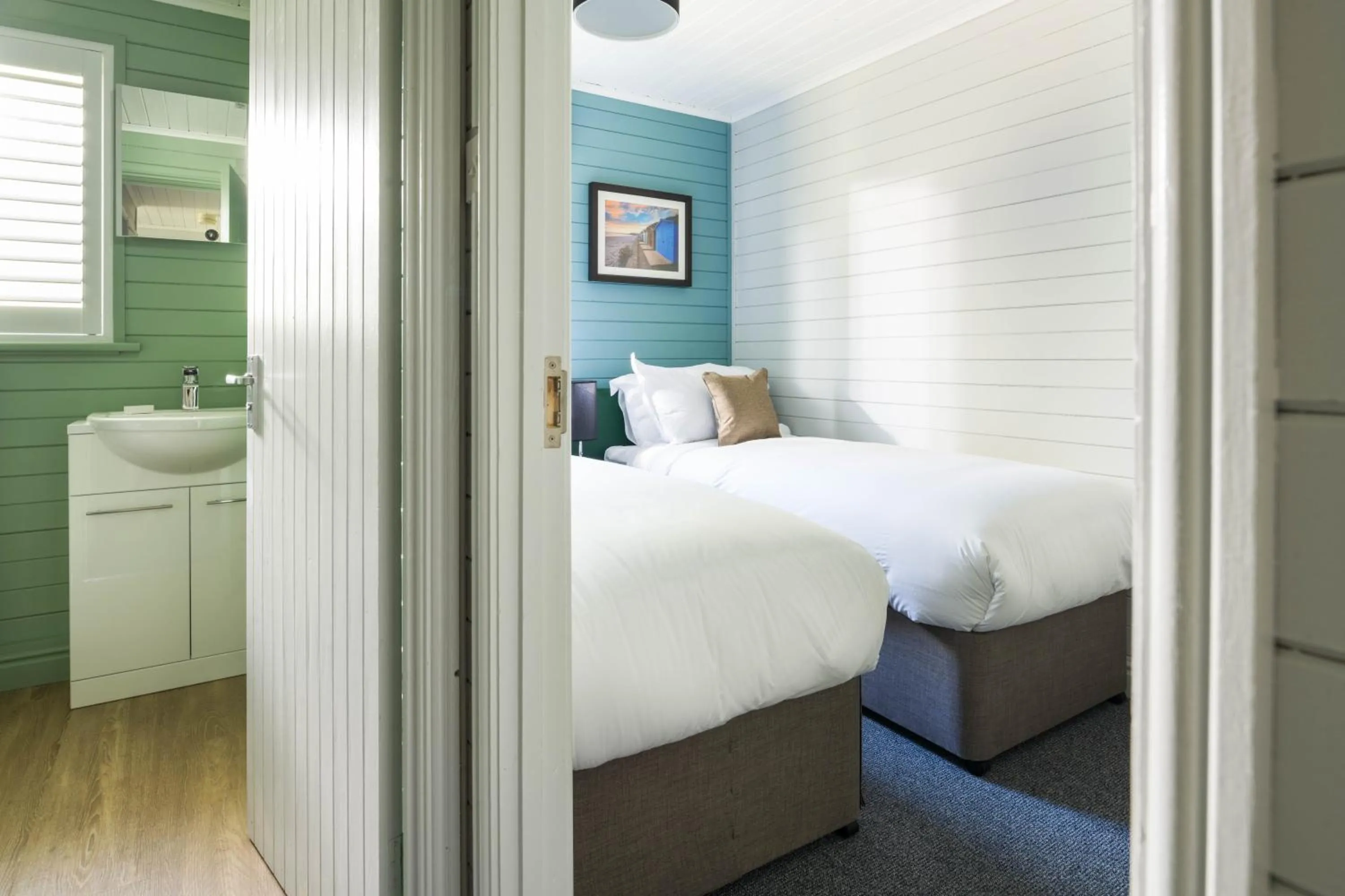 Bathroom, Bed in Woodbury Park Hotel & Spa