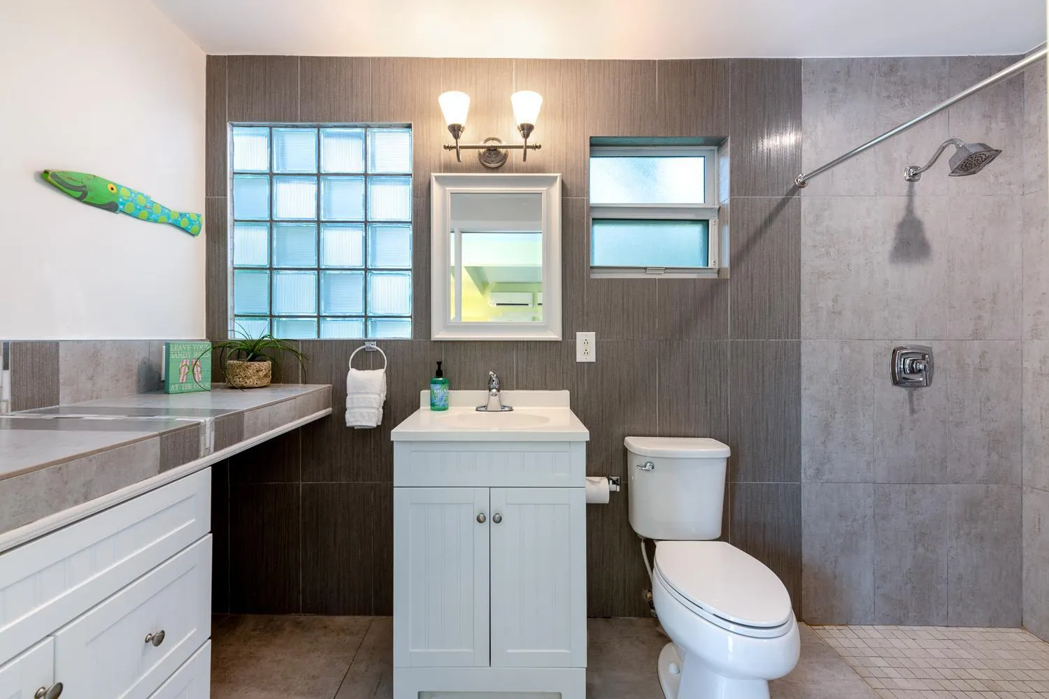 Kona Kai Resort and Gallery