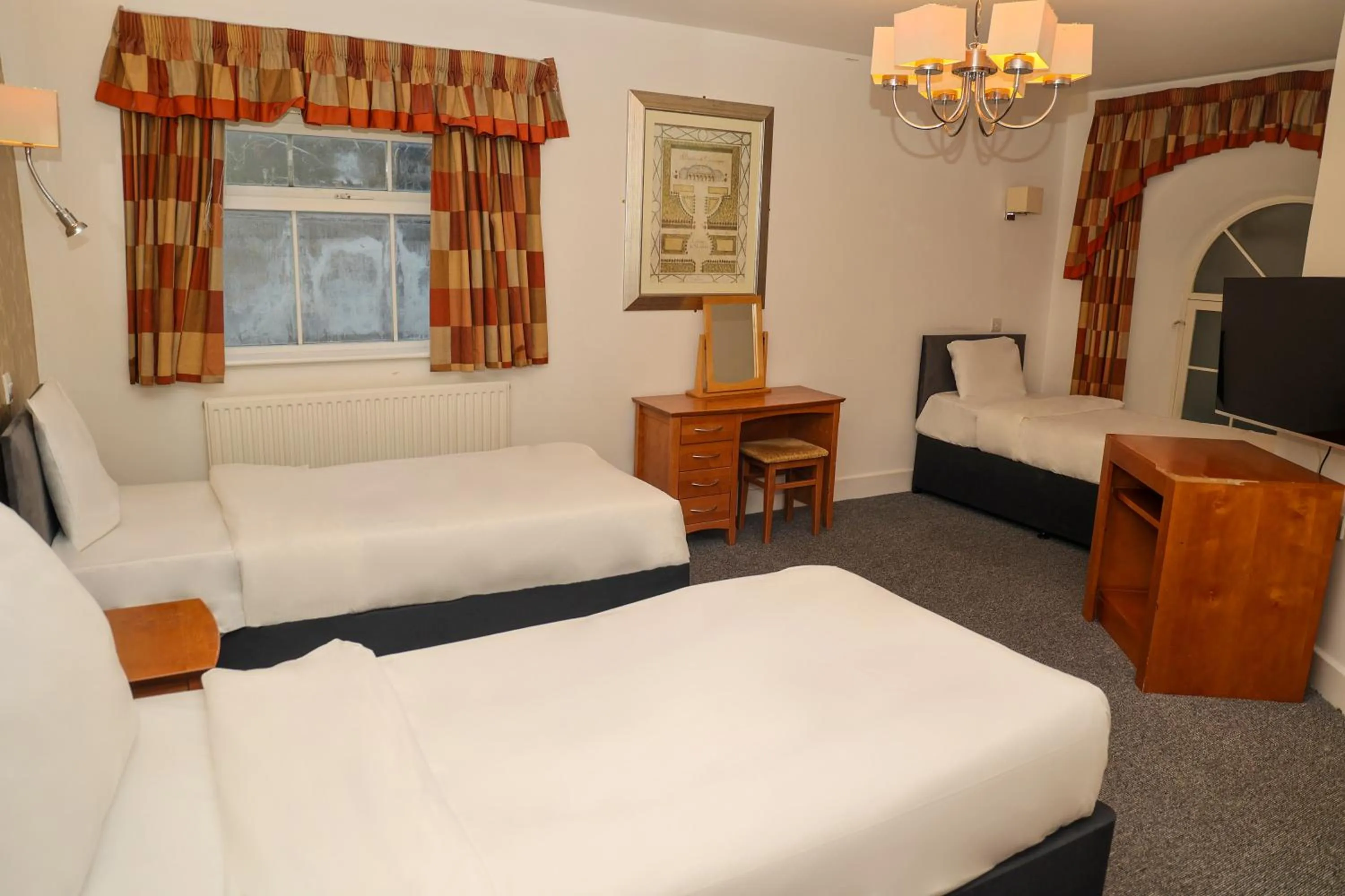 Bedroom, Bed in Hotel 1843 Reading